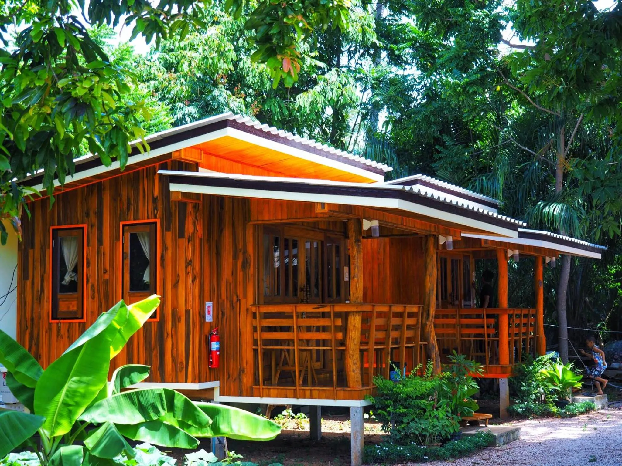 Deluxe Bungalow with Garden View in Baansuan Resort