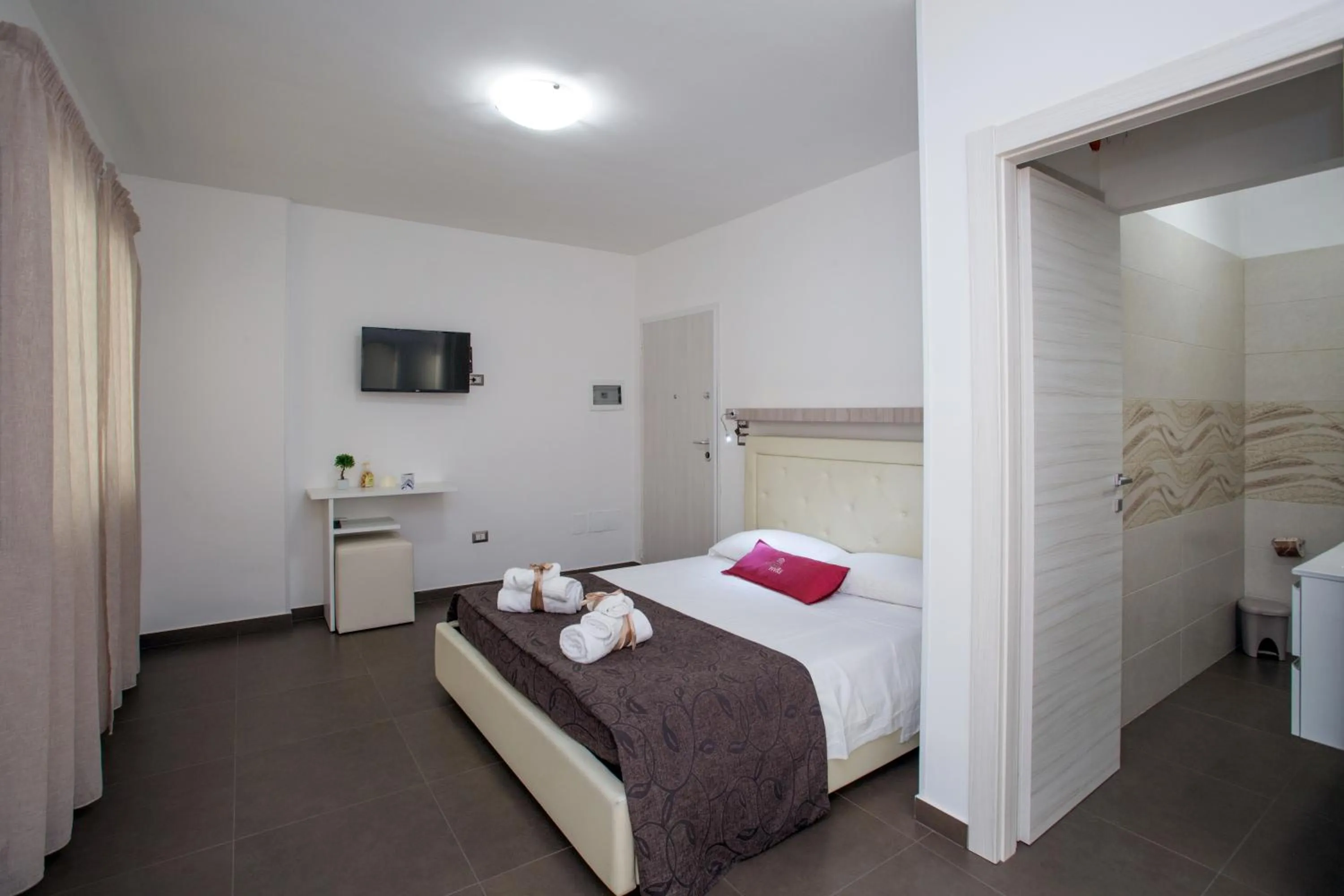  Comfort Double Room with Balcony and Sea View in Spuma di mare