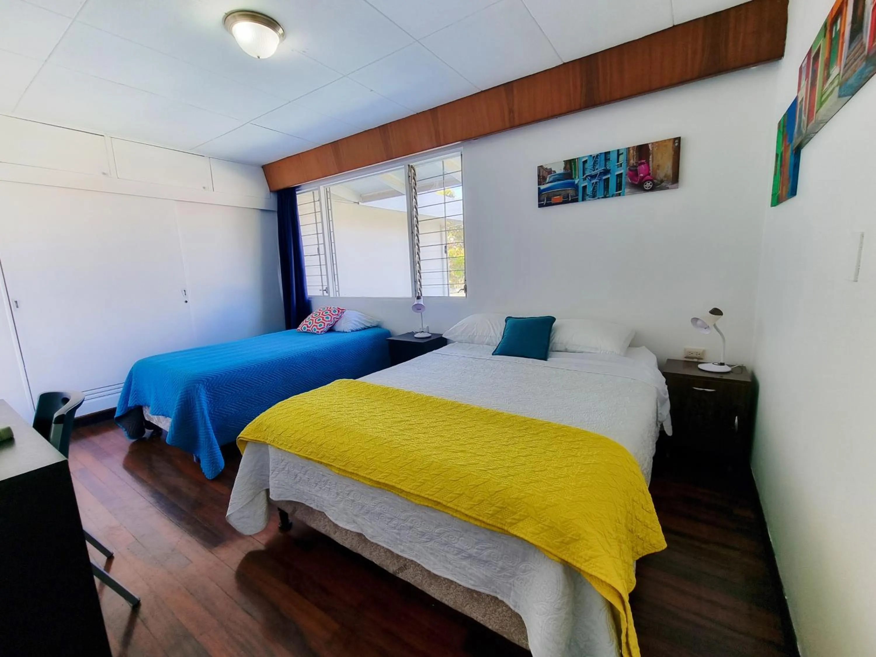 Economy Triple Room with Shared Bathroom in Casa Jardin del Mango