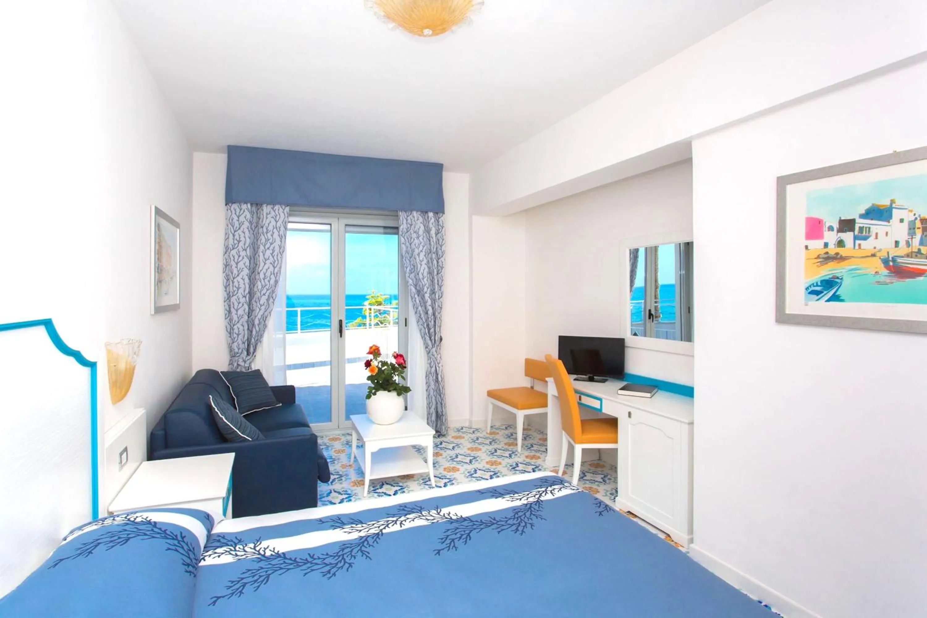 Deluxe Triple Room in Hotel Ferretti