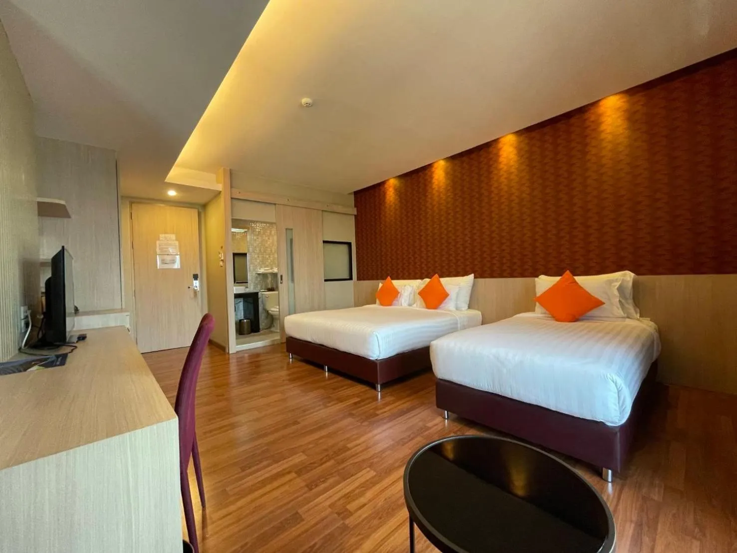 Deluxe Triple Room in Tonaoi Grand Hotel
