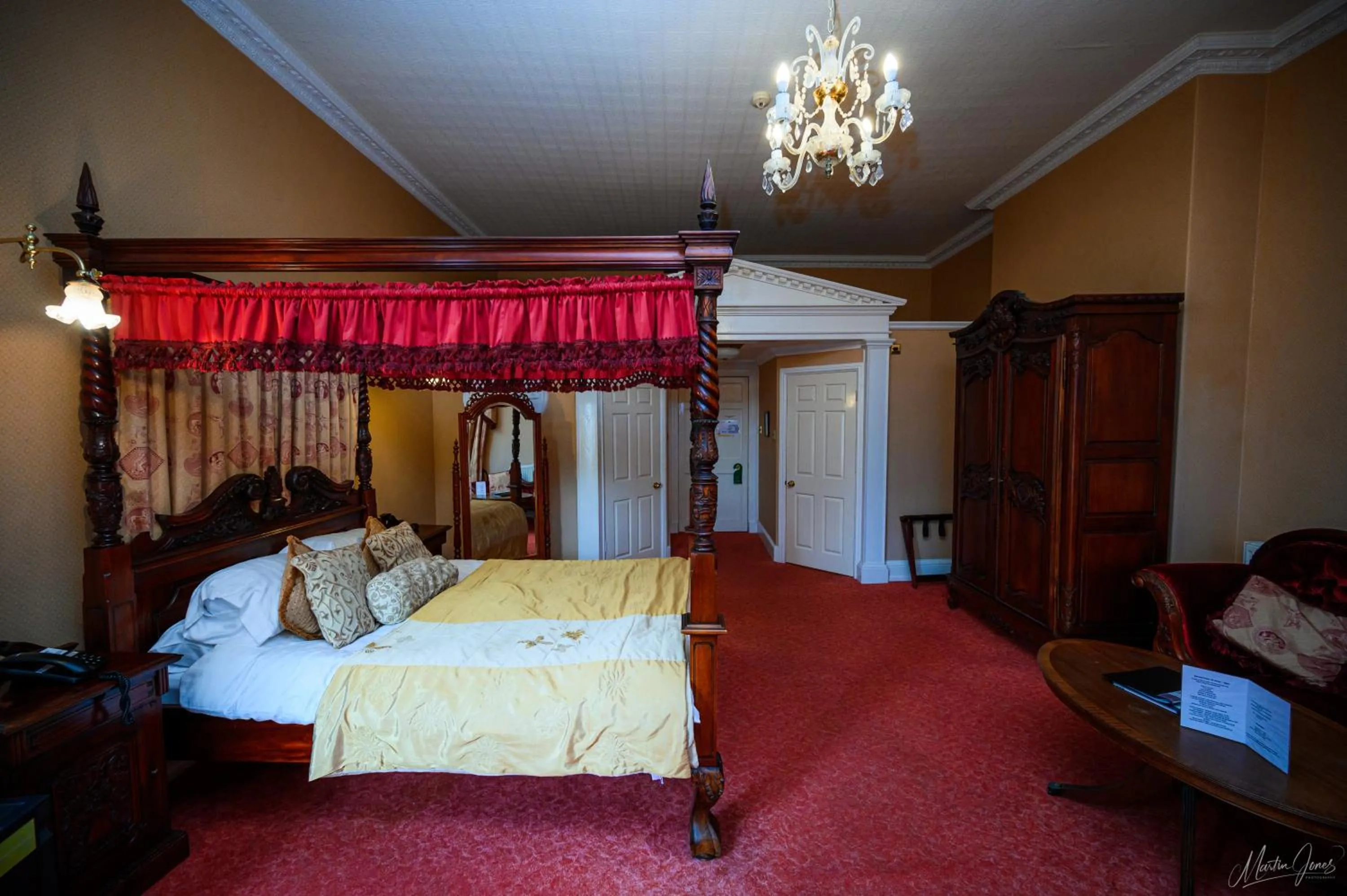 Bridal Suite with Four Poster Bed  in Old Rectory