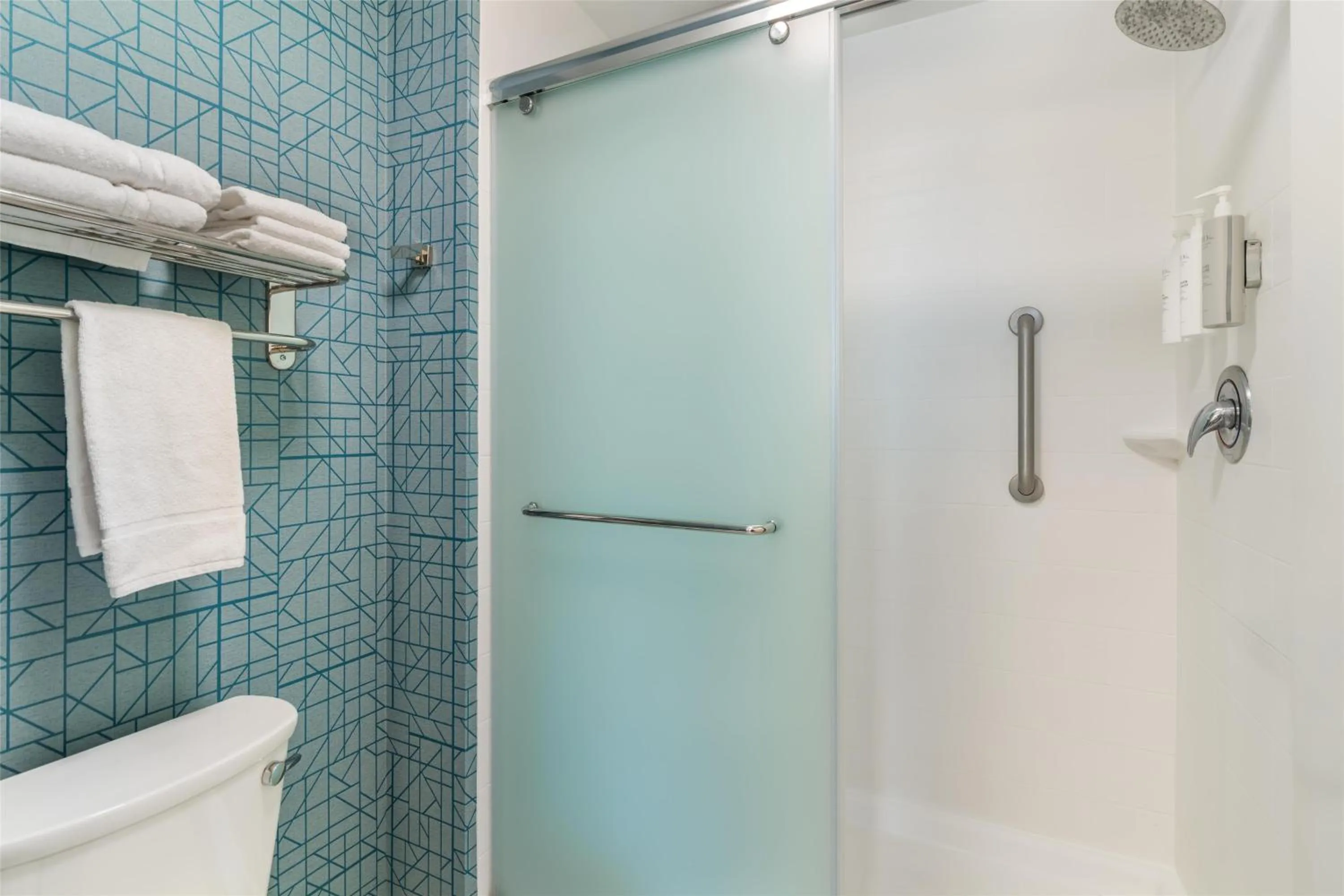 One-Bedroom king Suite with River View - Non-Smoking in Homewood Suites By Hilton Schenectady