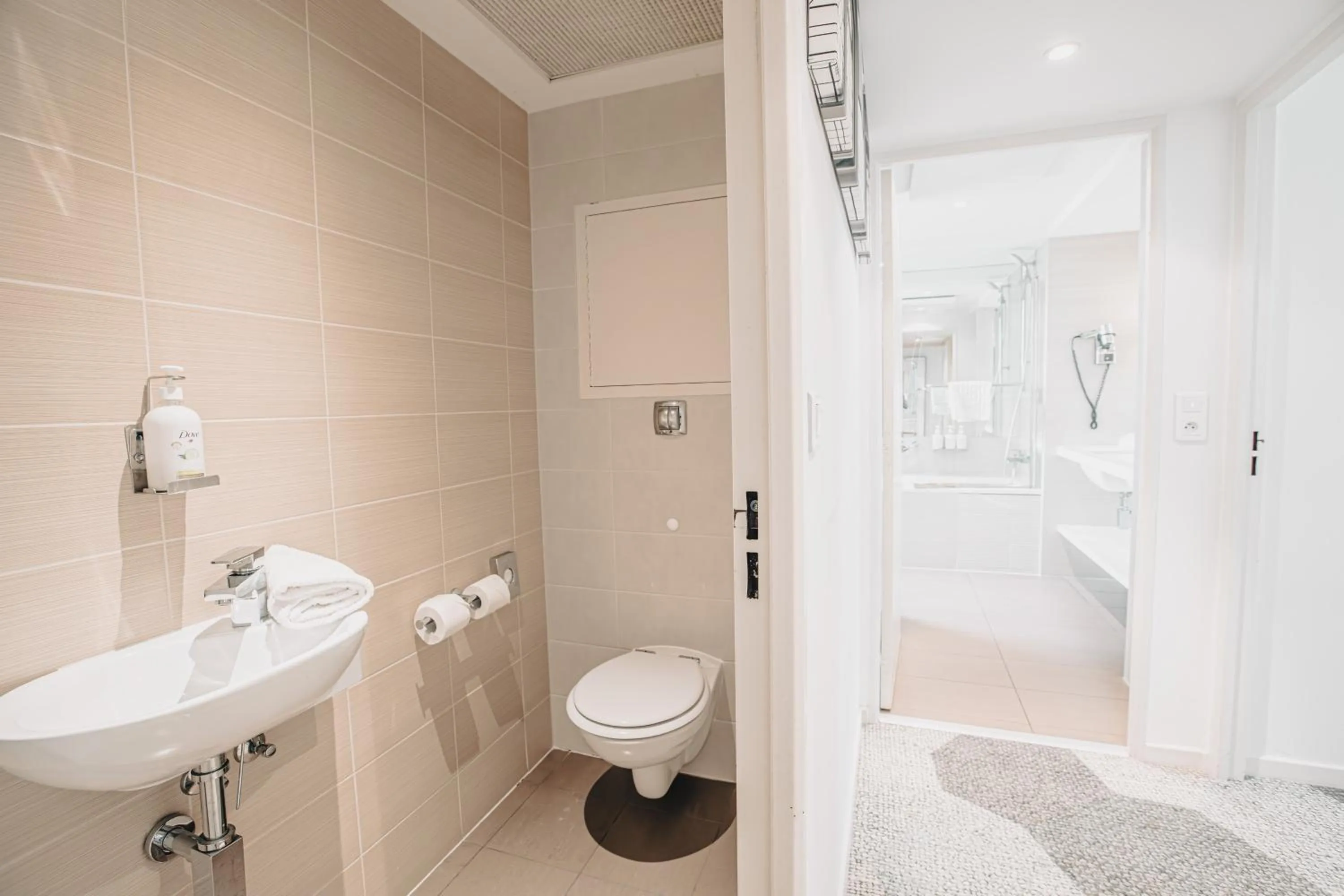 King Suite with Sofa Bed in Holiday Inn Mulhouse by IHG