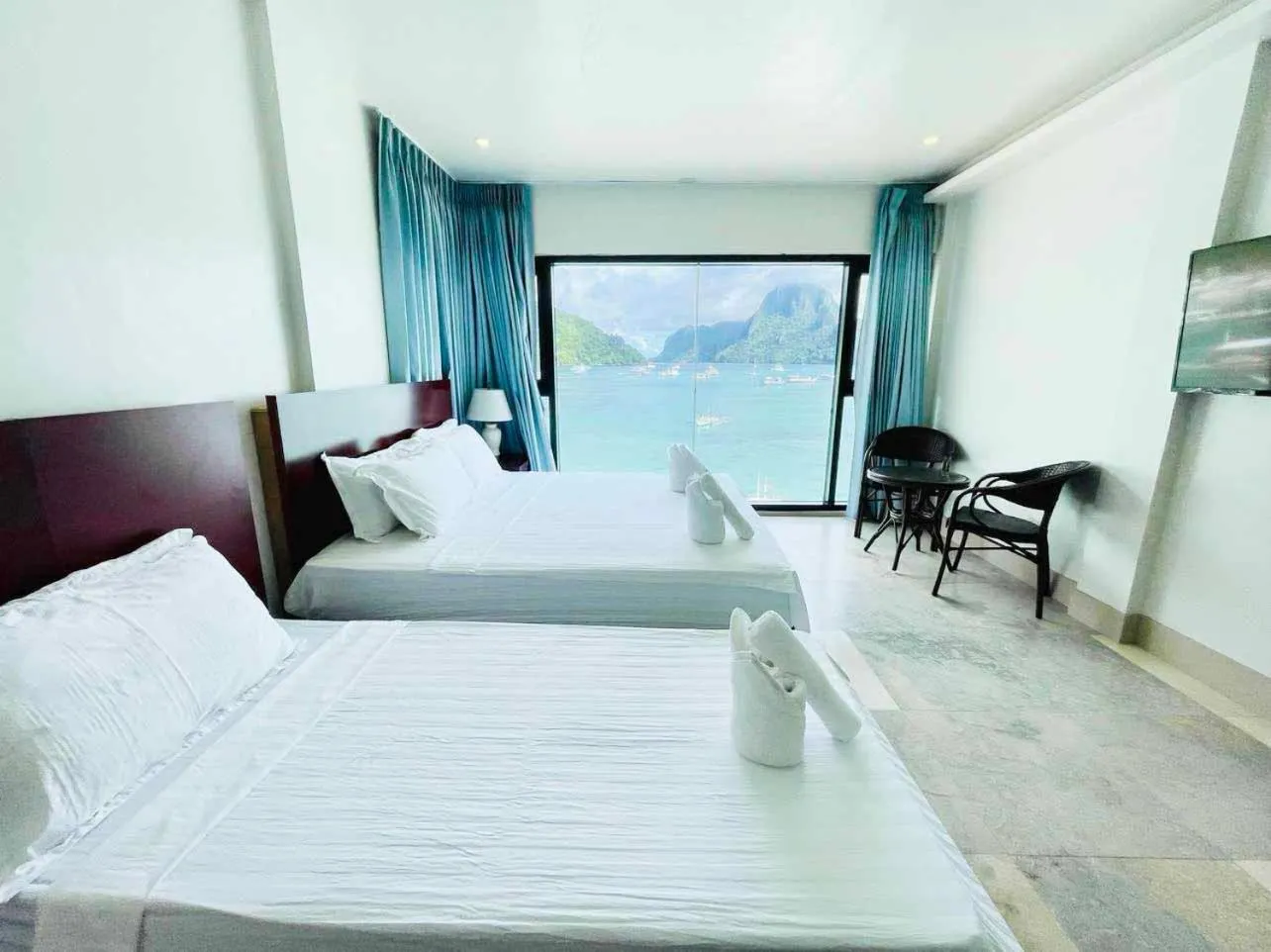 Family Room with Sea View in El Nido Beach Hotel