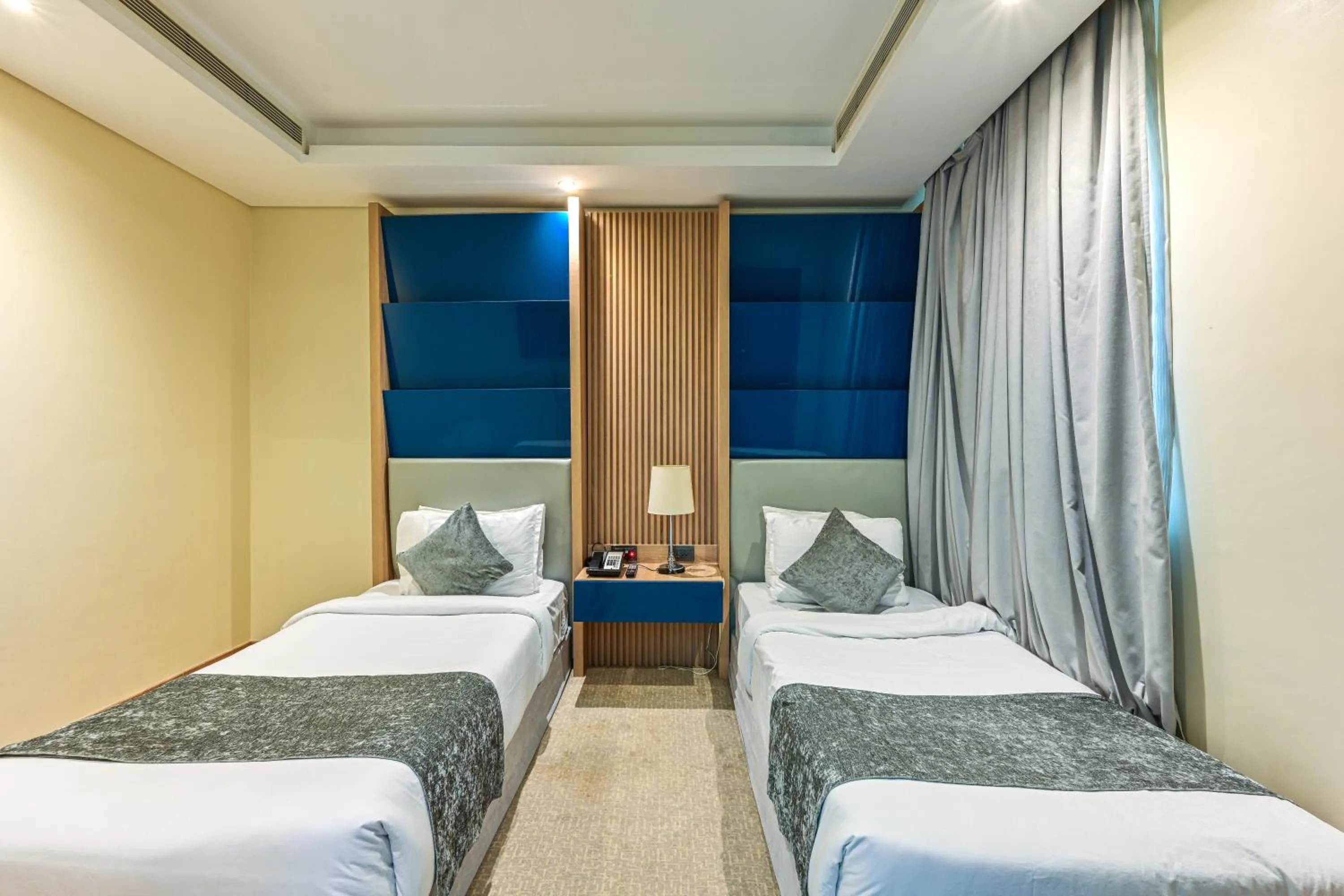 One-Bedroom Apartment in Al Mansour Suites Hotel