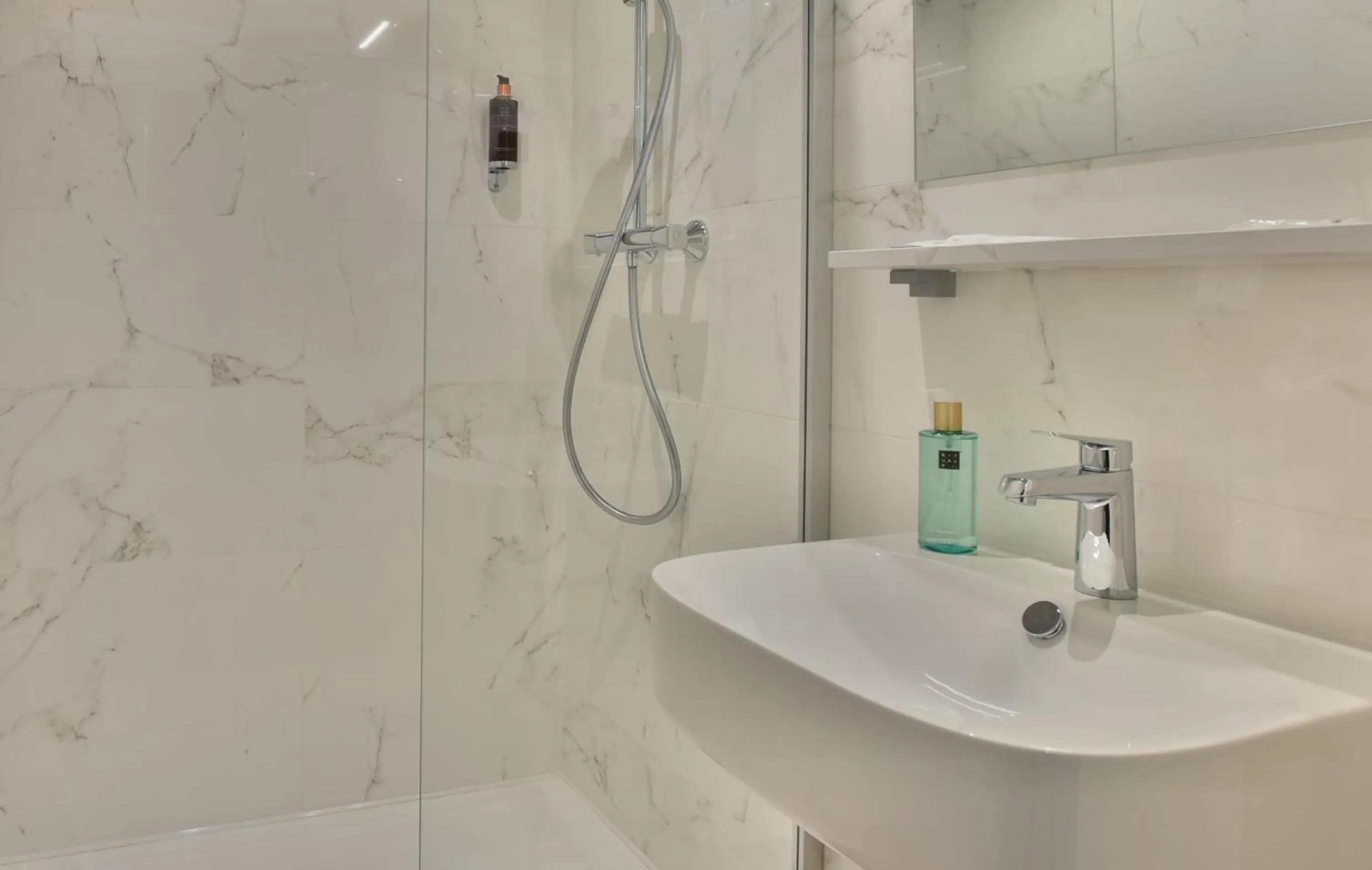 Twin Room in Hôtel Escale Oceania Lorient