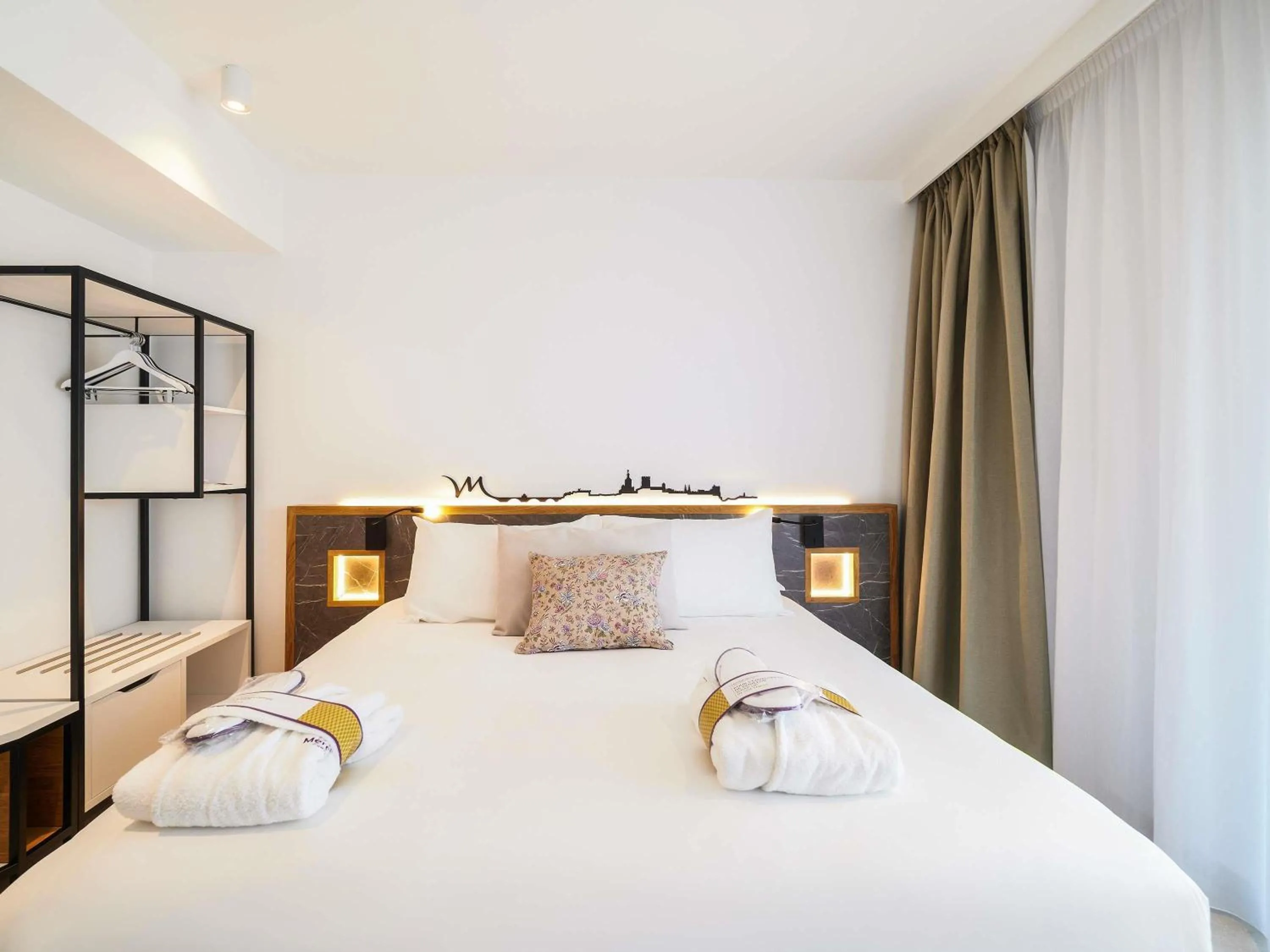 Junior Suite with One Double Bed and Sofa Bed in Mercure Avignon TGV Hotel & Spa