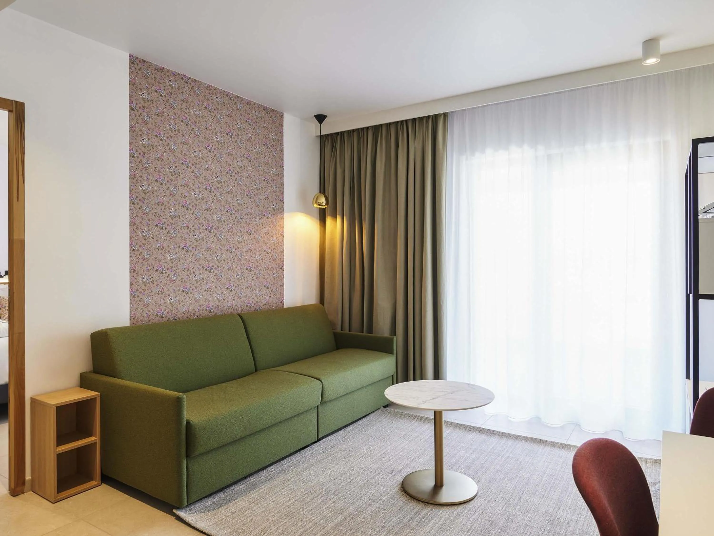 Junior Suite with One Double Bed and Sofa Bed in Mercure Avignon Gare TGV