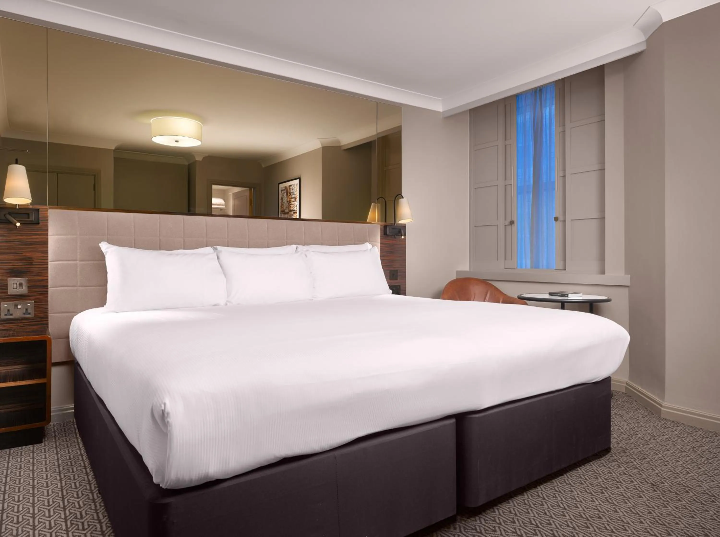 Superior King Room in Strand Palace