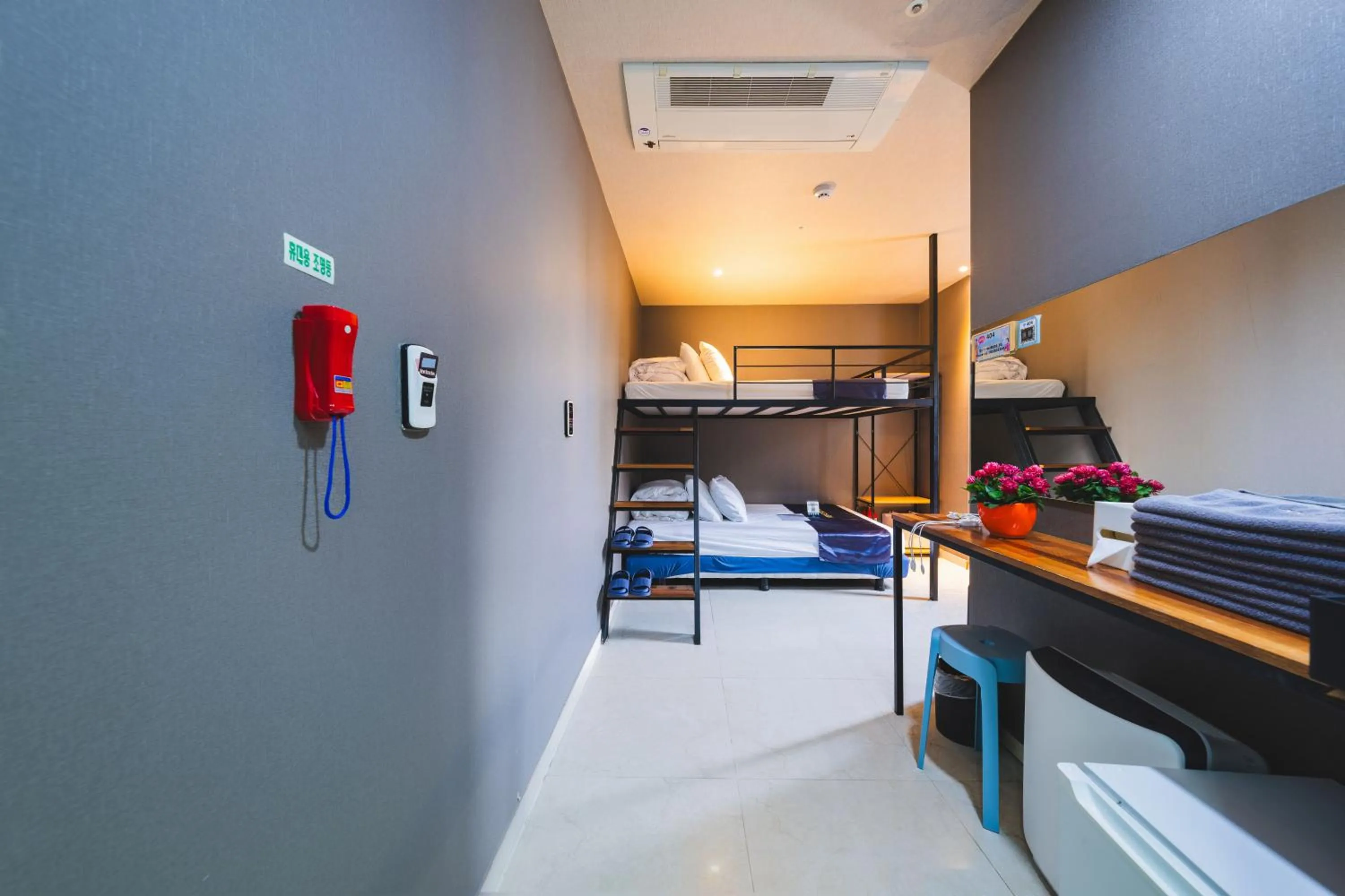 Duplex Quadruple Room in MyeongDong New Stay Inn