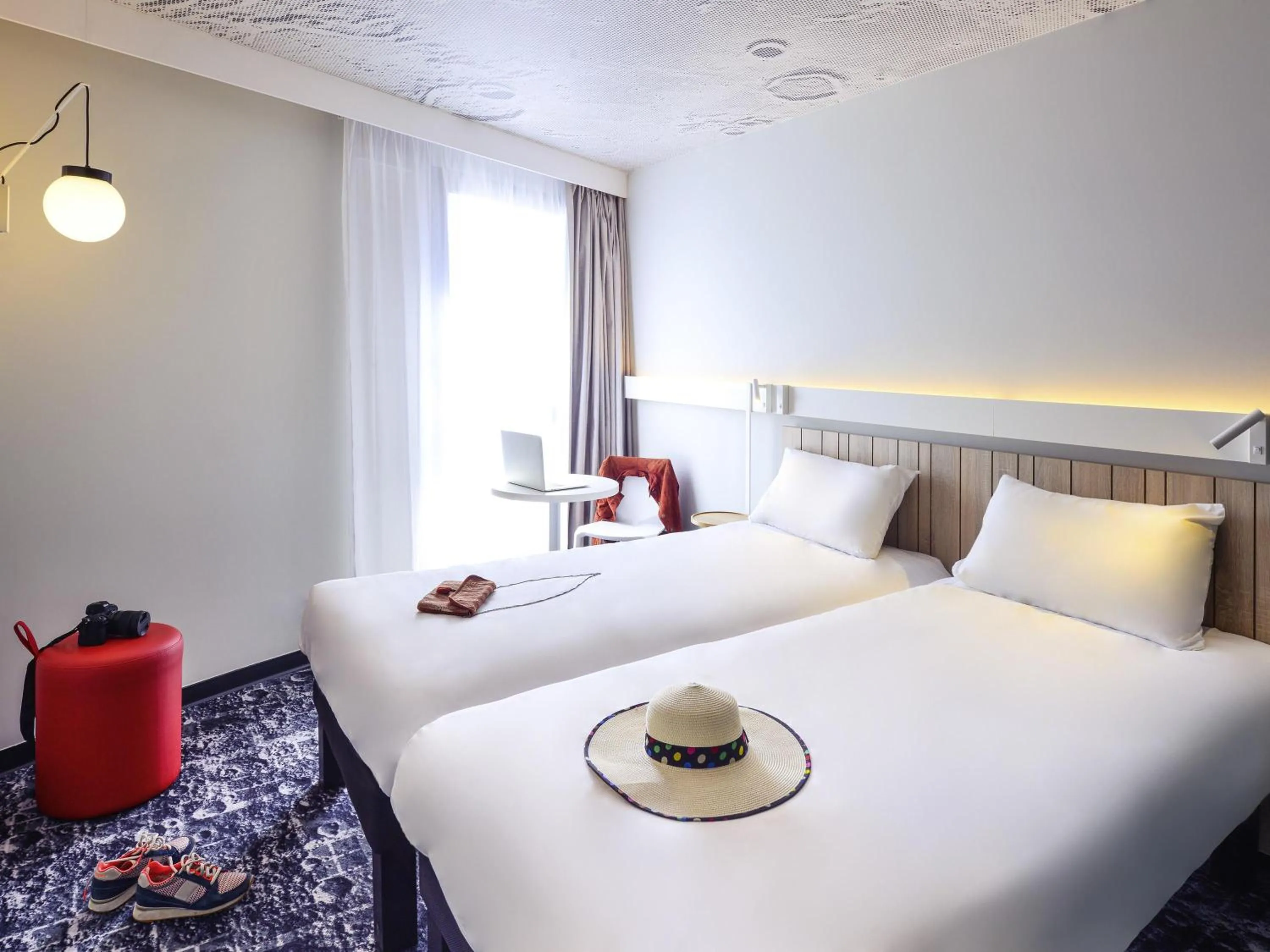 Standard Twin Room in Ibis Annecy - Cran-Gevrier