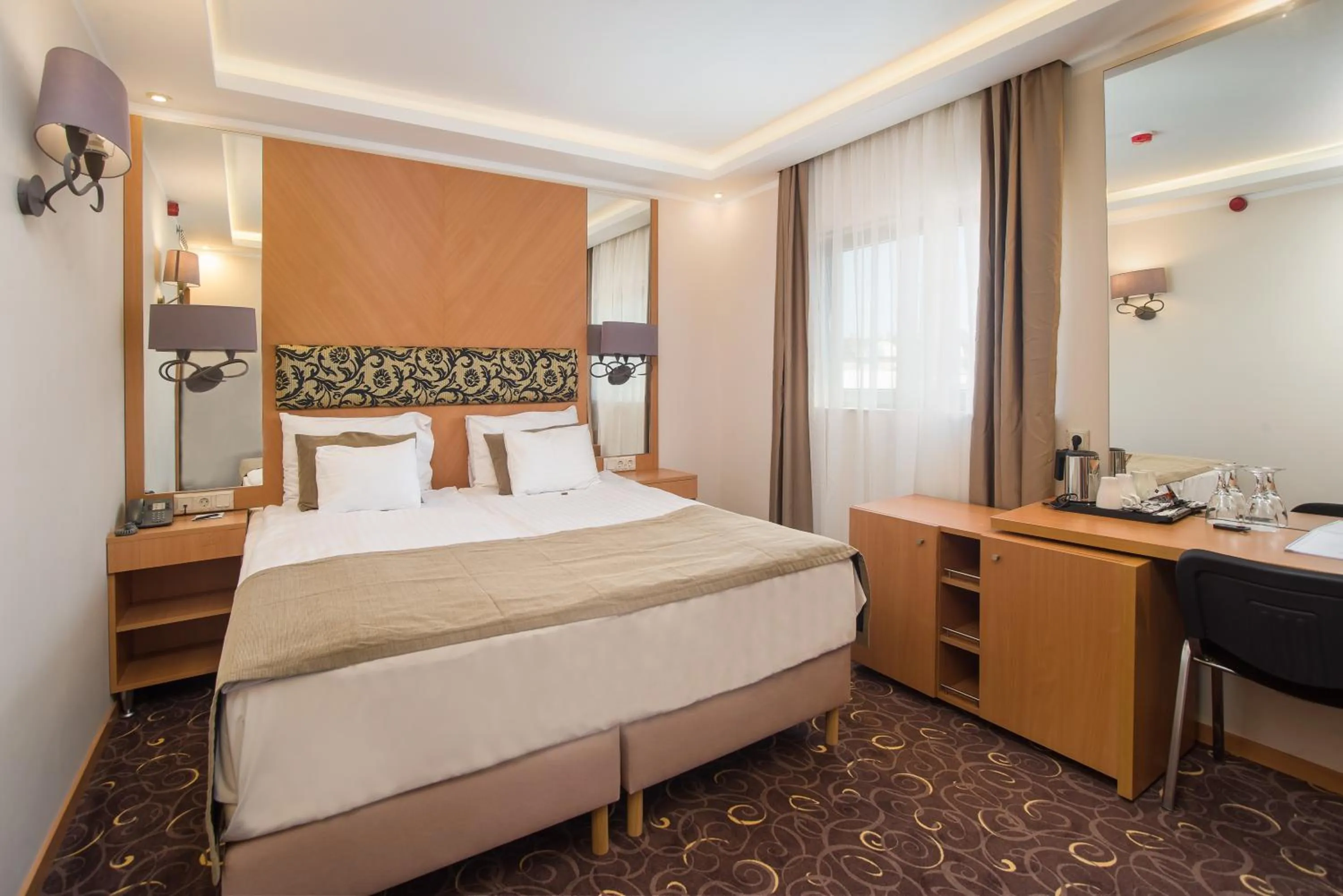 Deluxe Double Room in Marmara Hotel Budapest