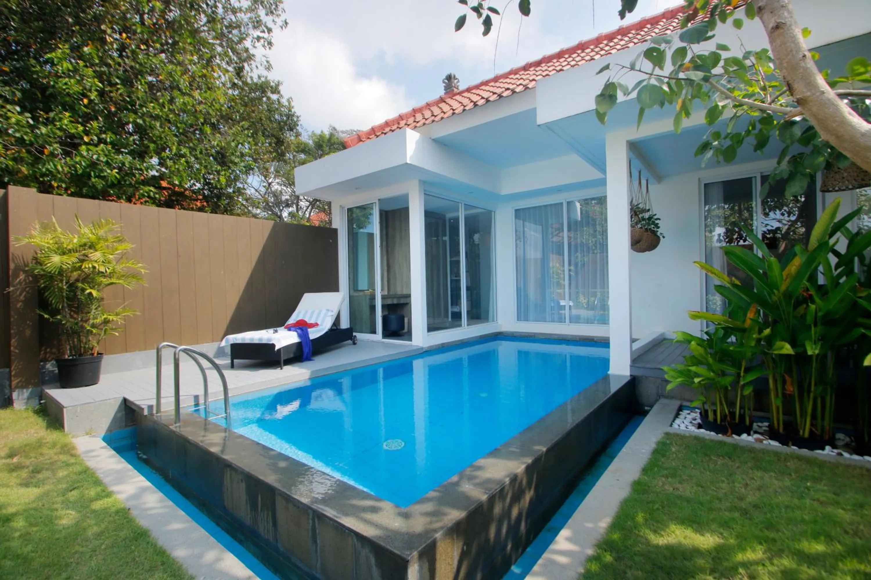 Deluxe One-Bedroom Villa with Private Pool  in Benoa Sea Suites and Villas