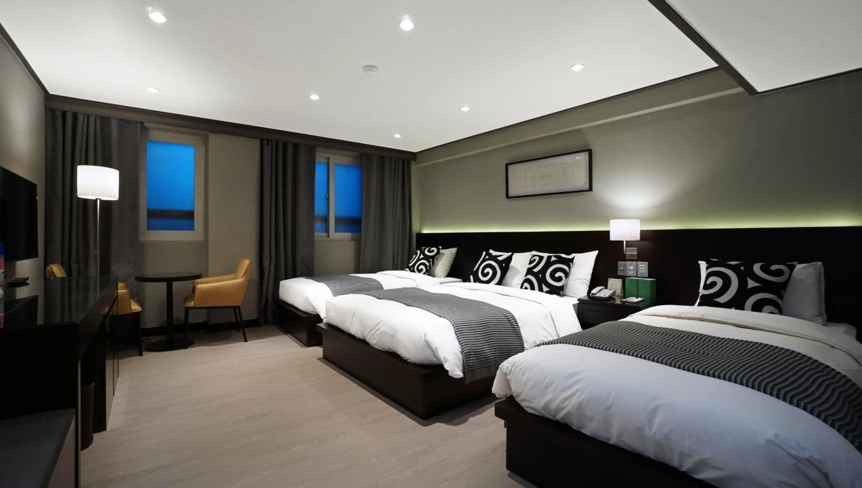 Family Room in Insadong Crown Hotel