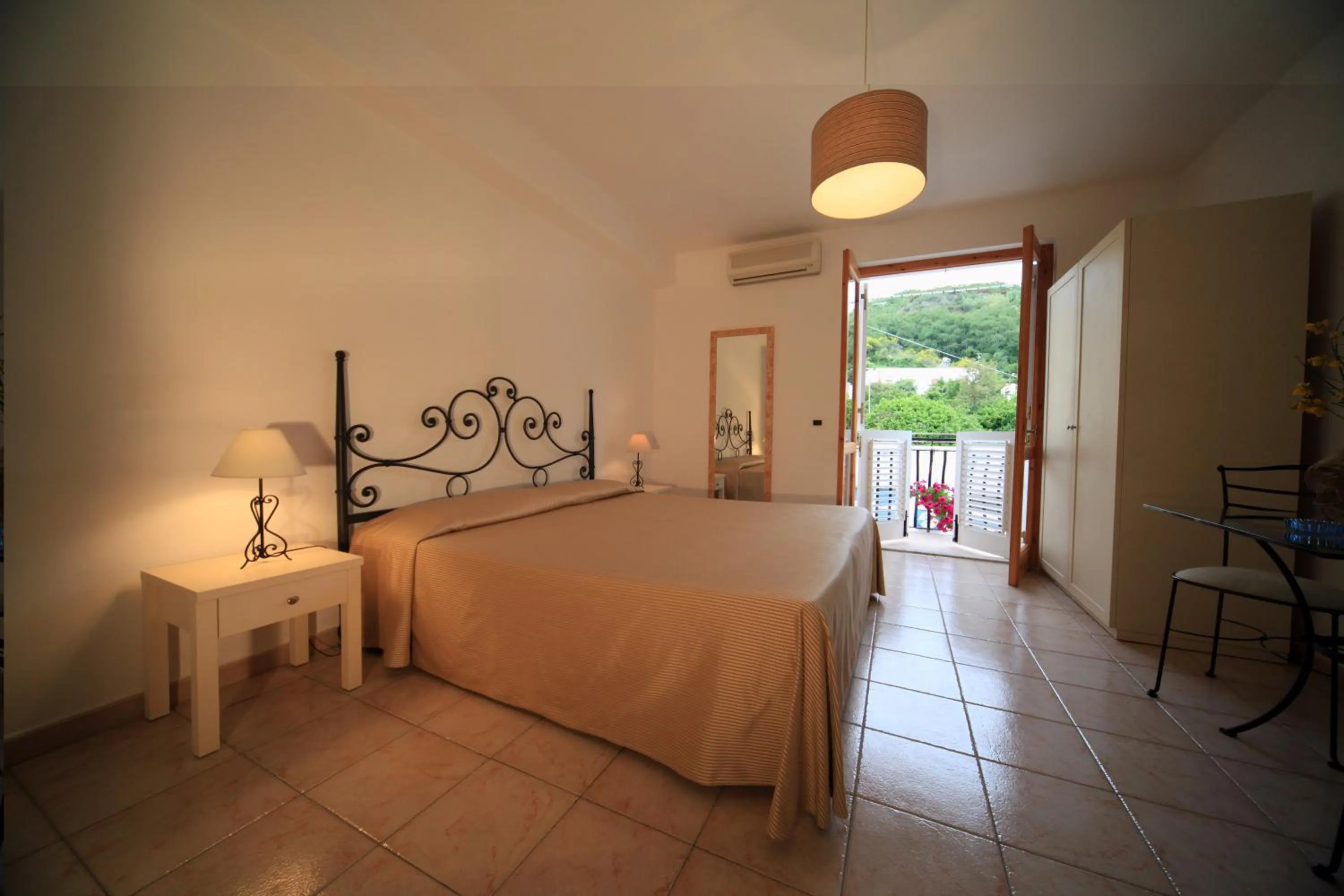 Triple Studio in Hotel Amarea - Aeolian Charme