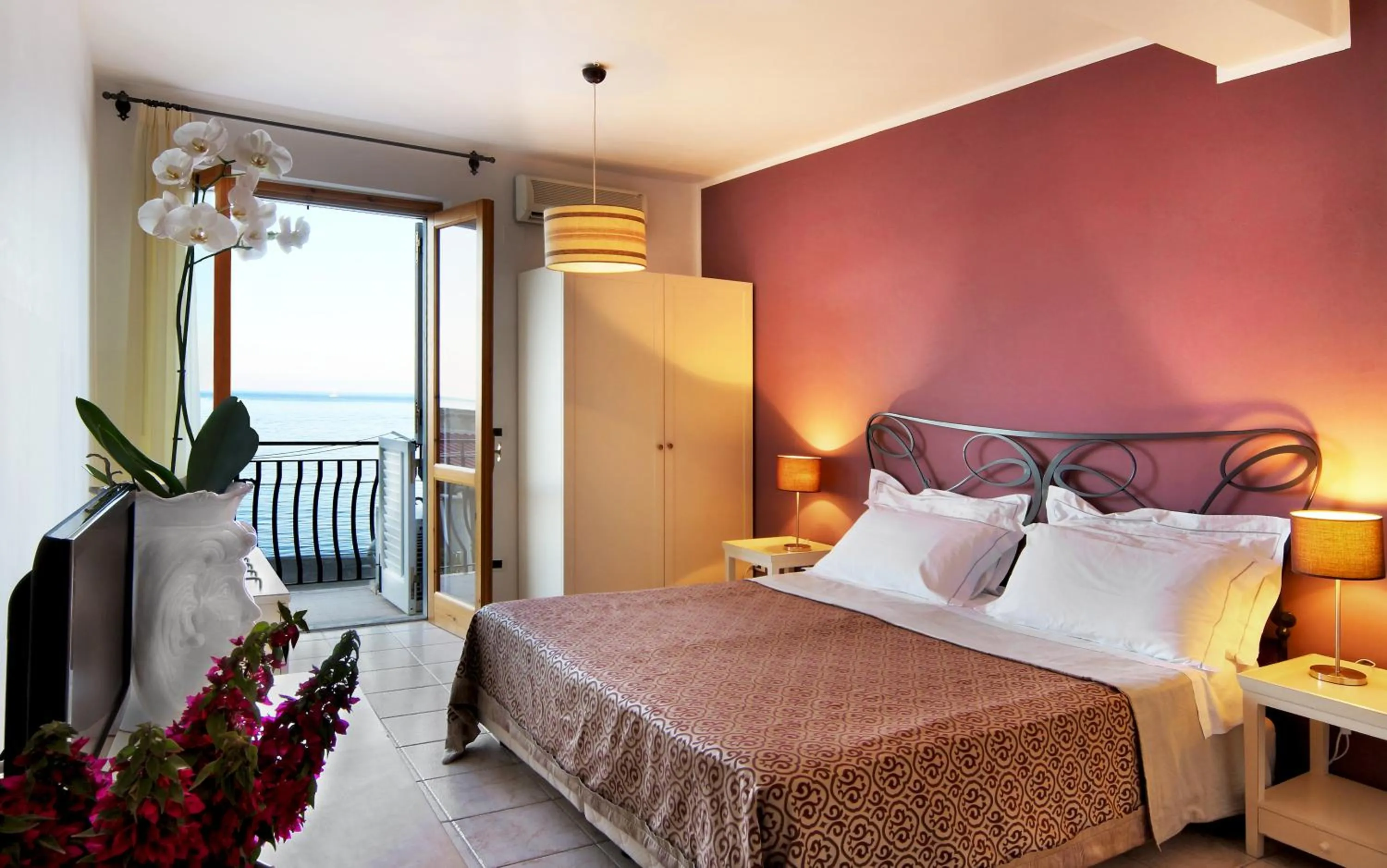 Superior Double or Twin Room with Sea View in Hotel Amarea - Aeolian Charme
