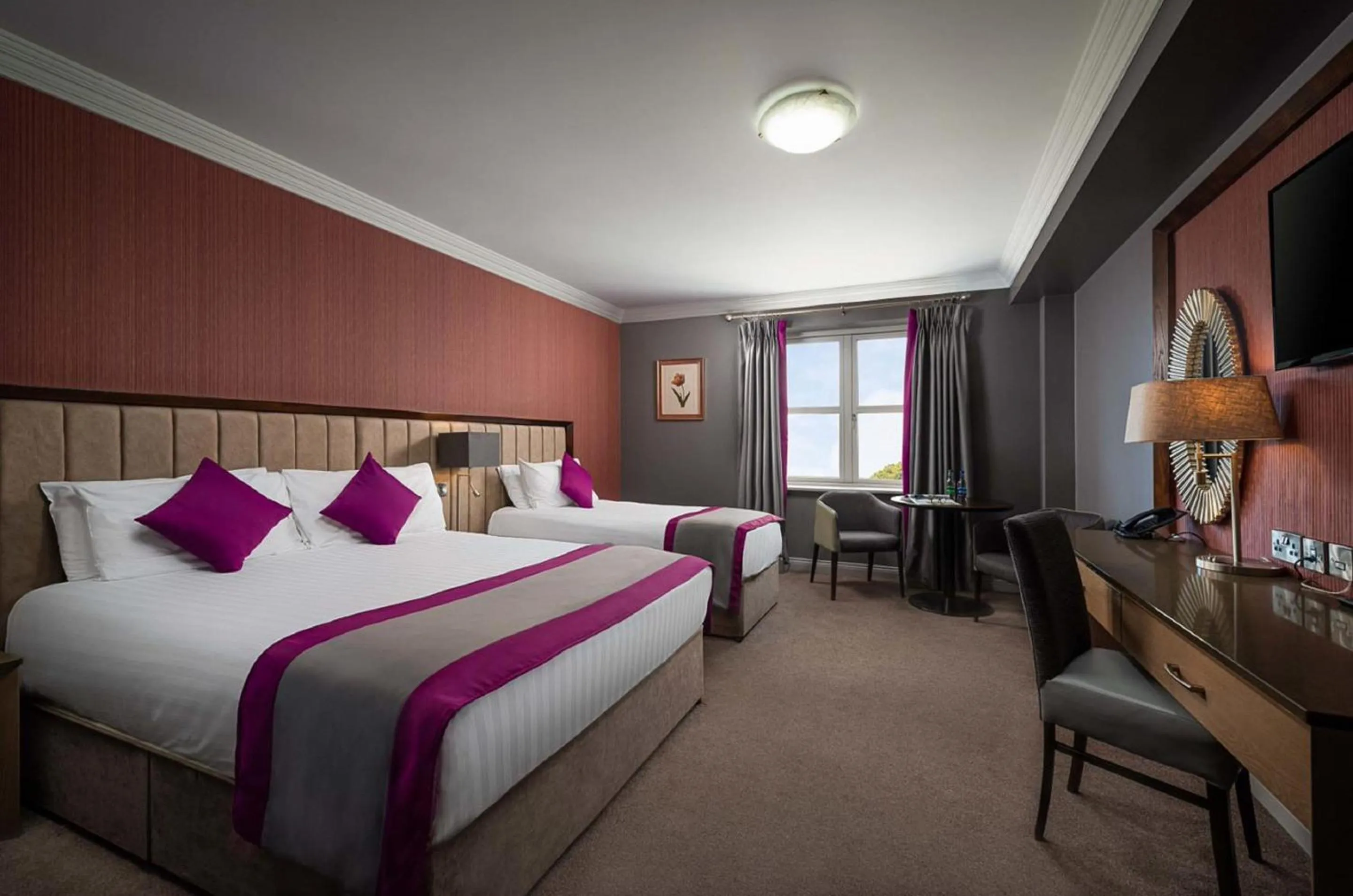 Triple Room in Midlands Park Hotel