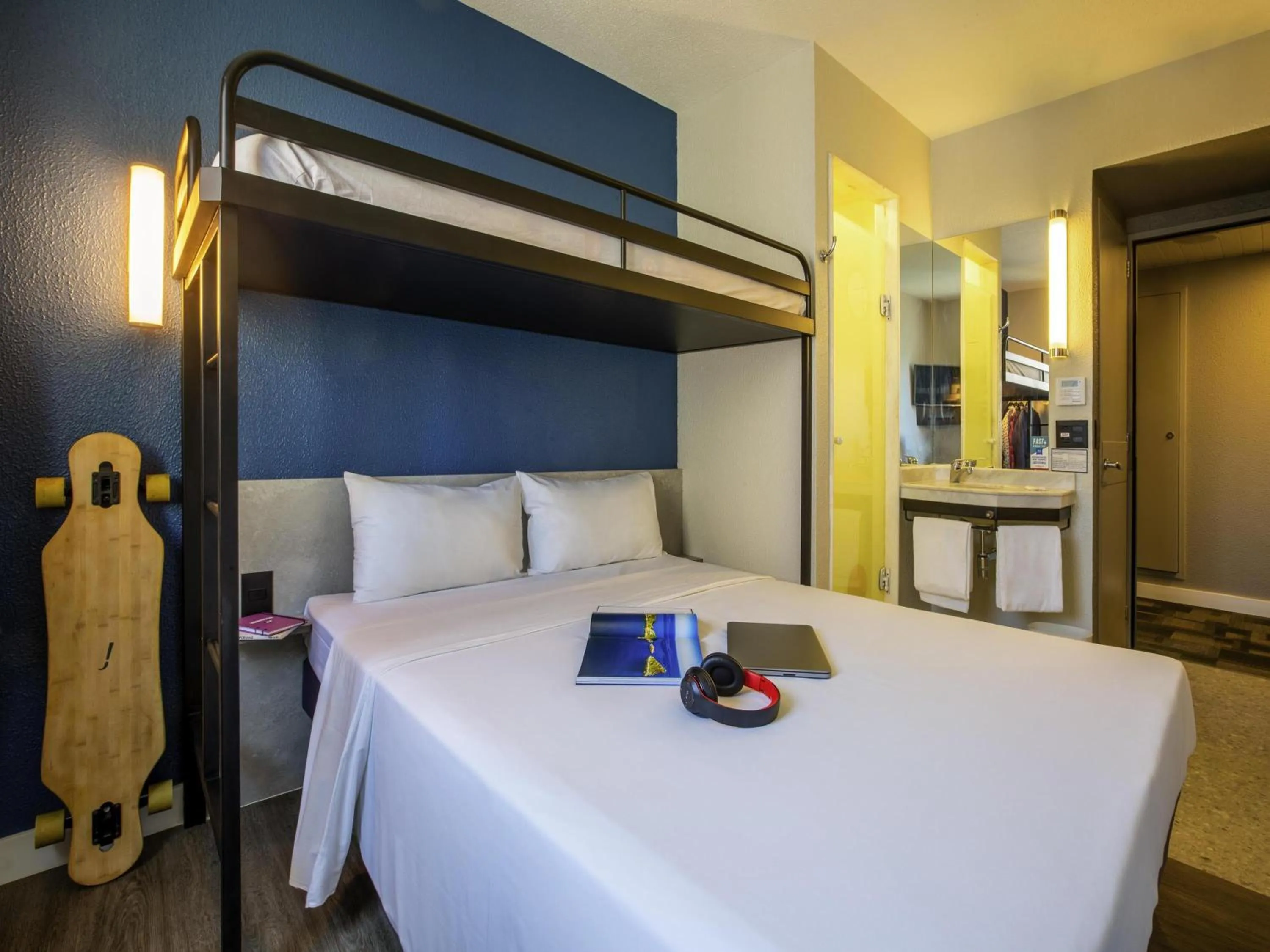 Superior Triple Room with One Double Bed and One Bunk Bed in ibis budget Sao Paulo Morumbi