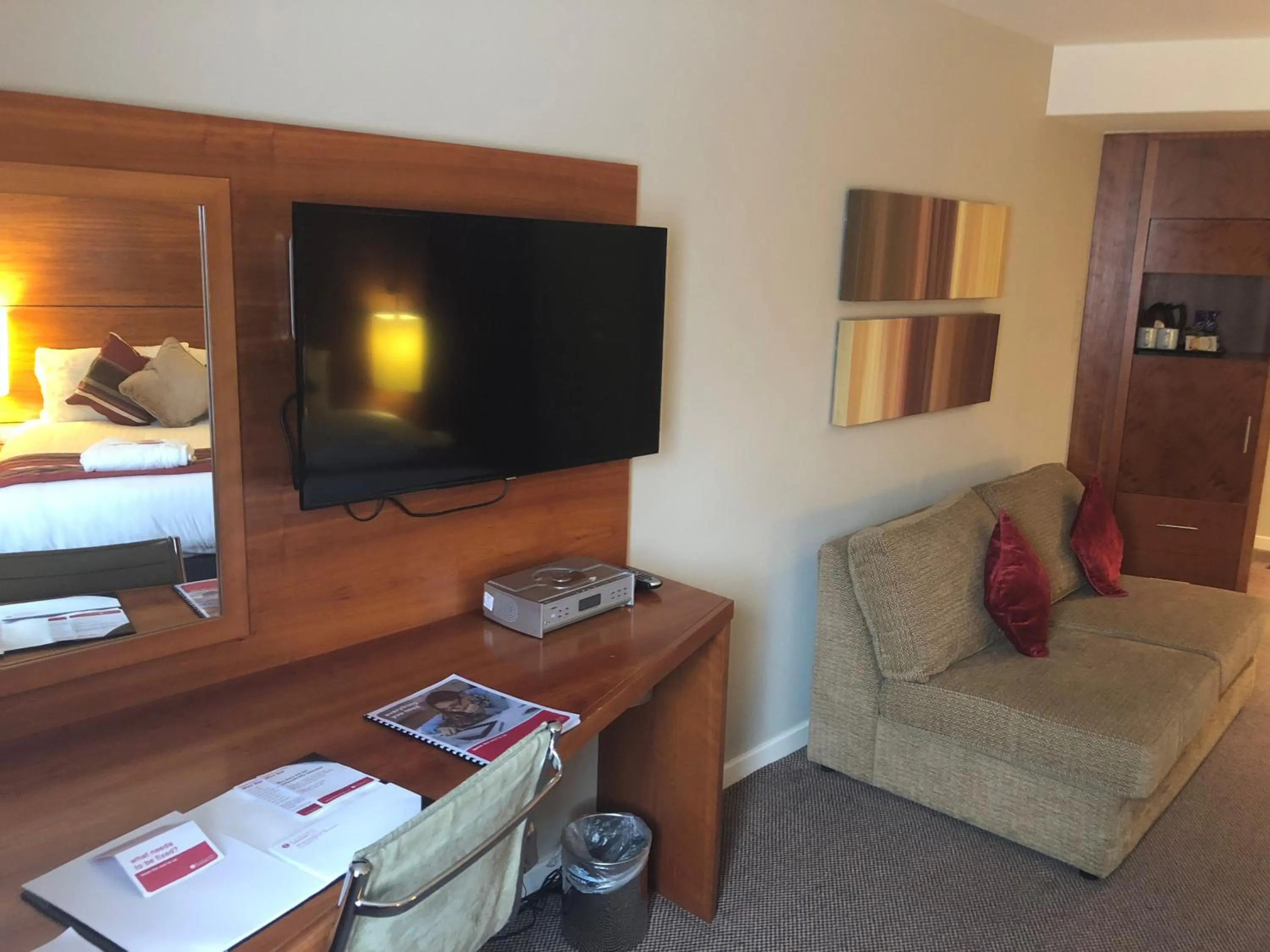 Business King Room - Non-Smoking in Ramada Plaza Wrexham