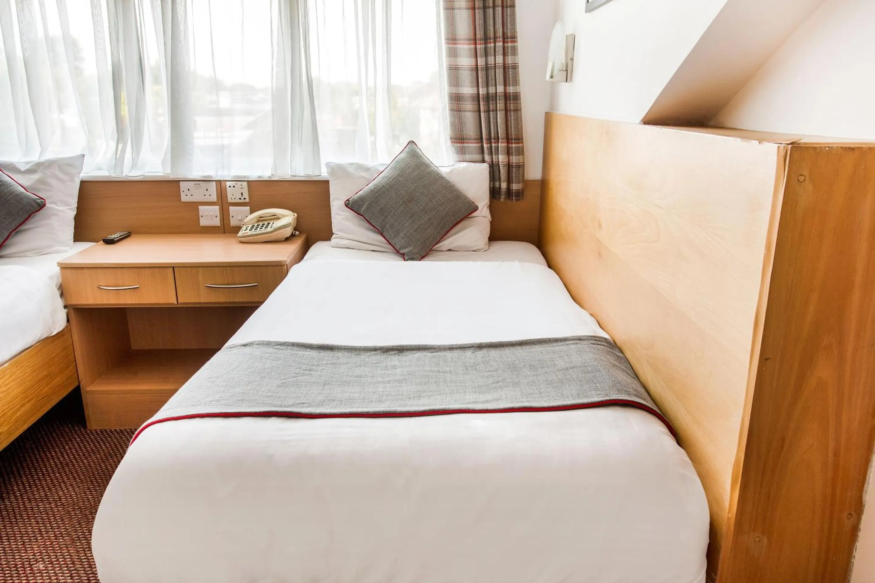 Deluxe Single Room in OYO London Guest House