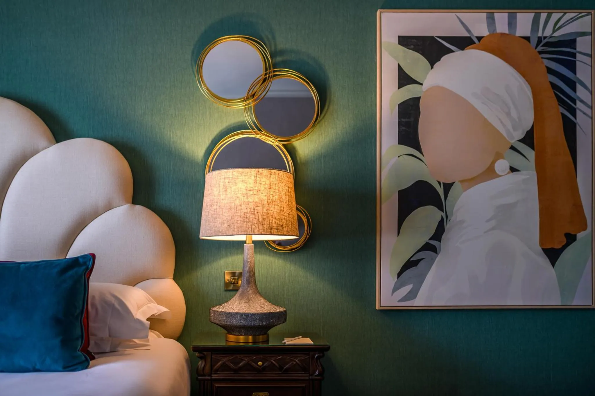 Twin Room in The Victoria