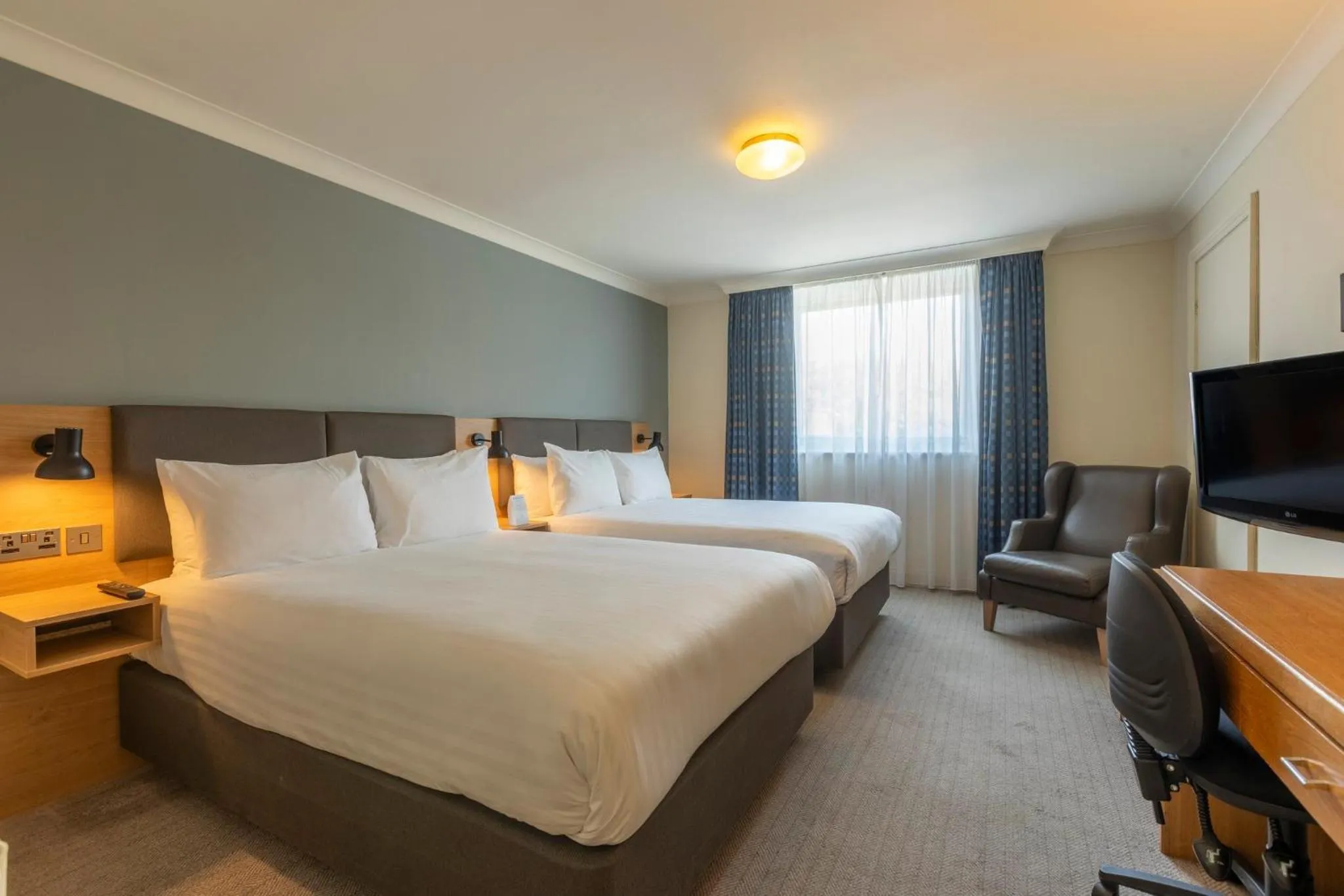 Standard Double Room with Two Double Beds in Holiday Inn Brentwood by IHG