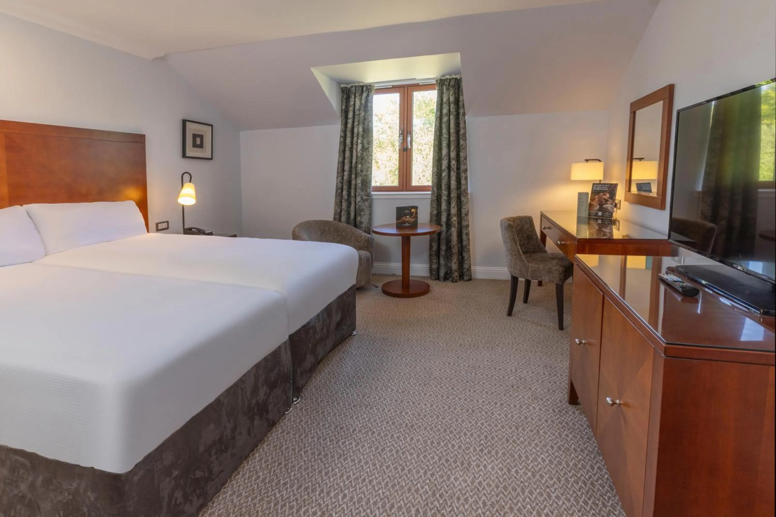 Classic Twin Room in Glasgow Westerwood Hotel, Spa & Golf Resort