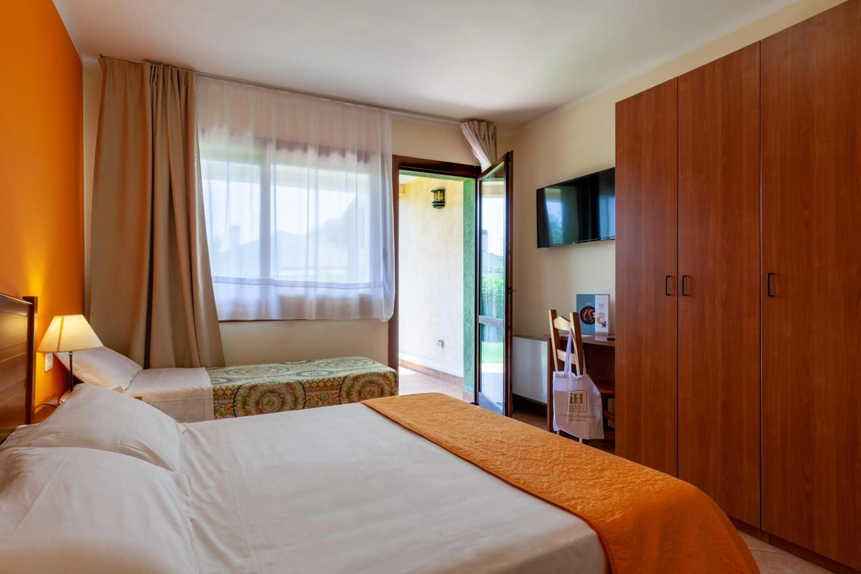Triple Room in iH Hotels Le Zagare Resort