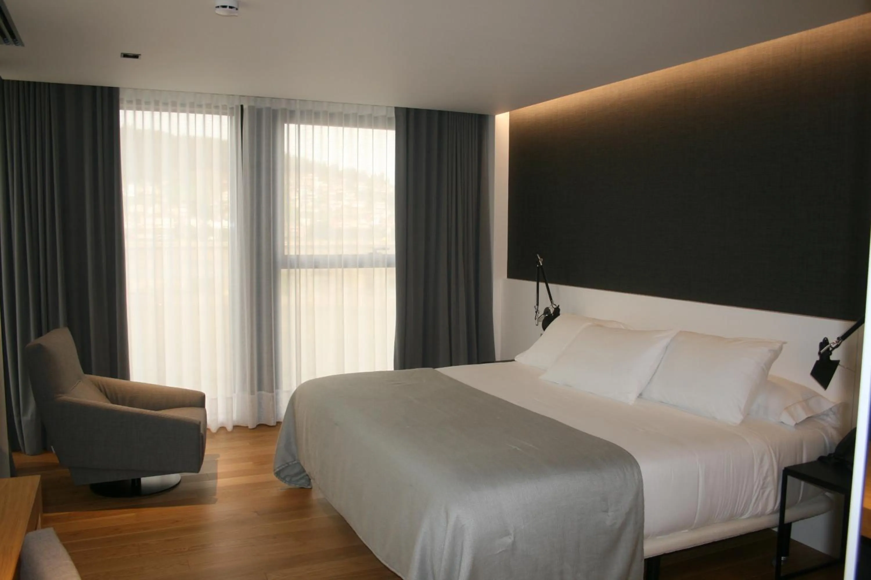 Double or Twin Room with Sea View in Hotel U Viveiro