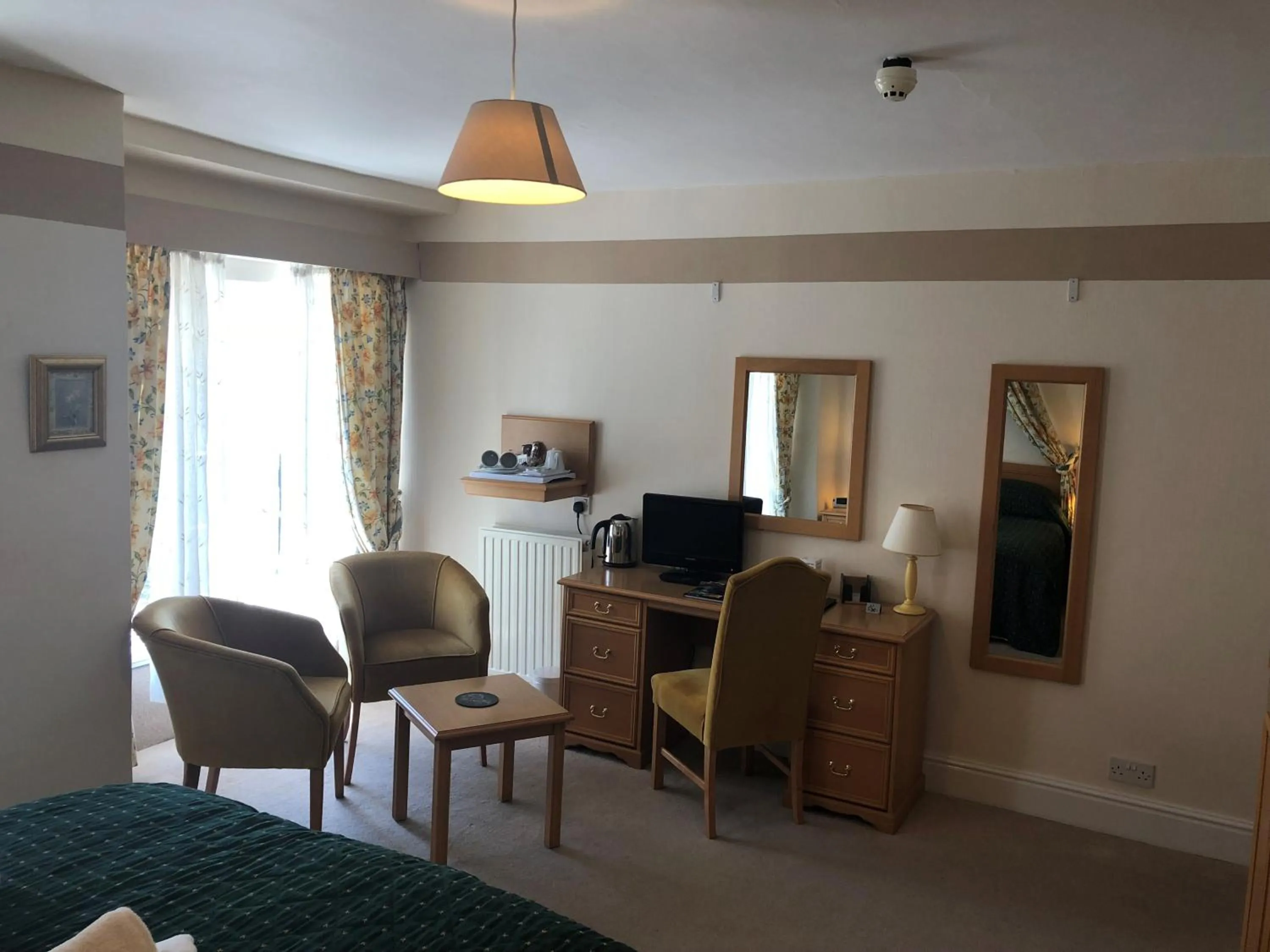 Superior Double Room in Yarn Market Hotel