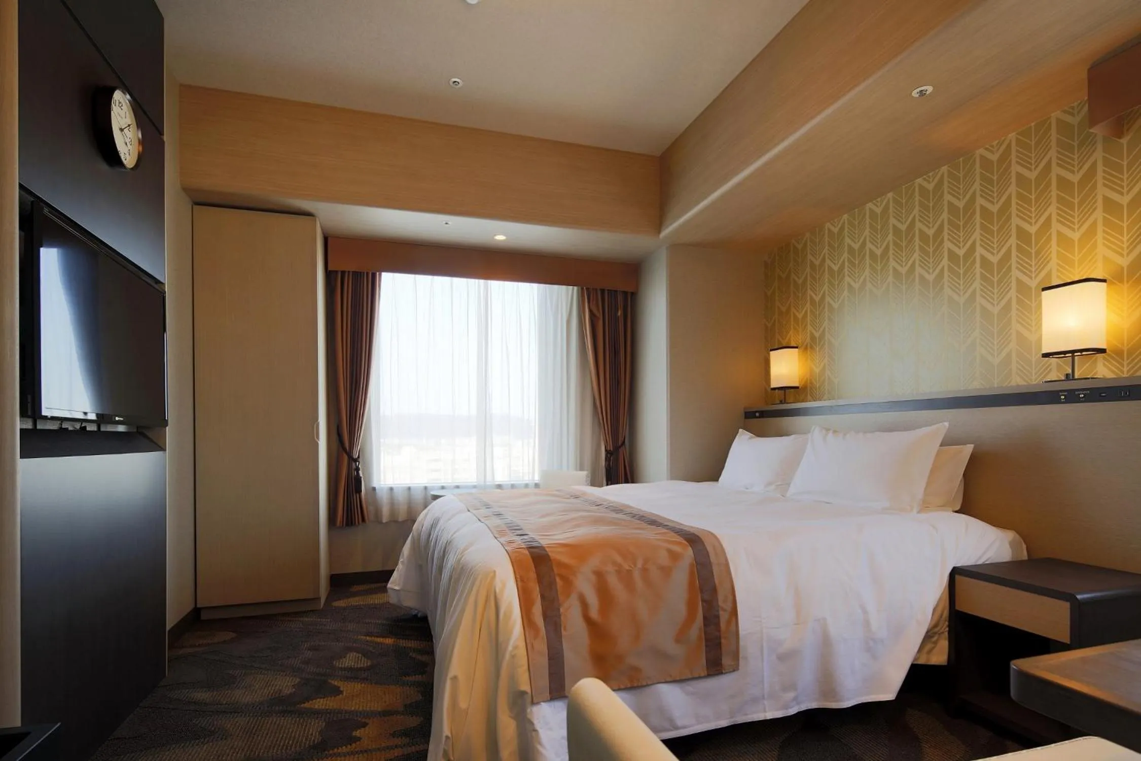Standard Queen Room - single occupancy - Non-Smoking in Hotel Monterey Himeji