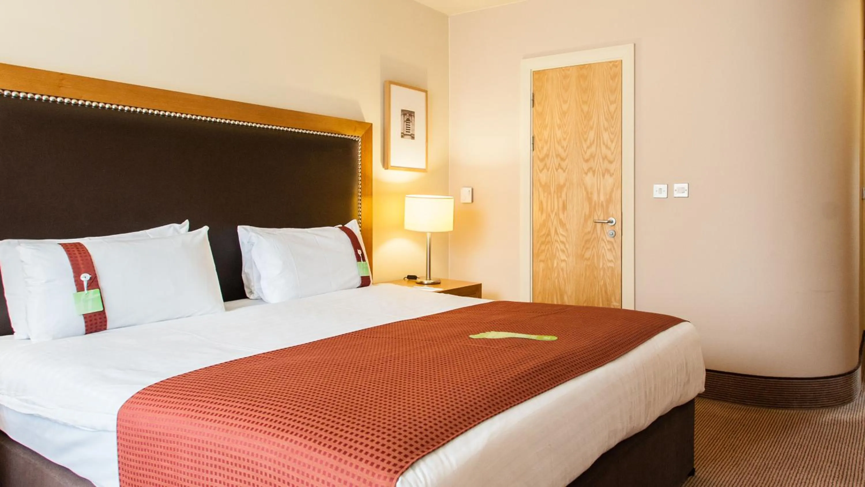 Standard King Room in Holiday Inn Dumfries by IHG