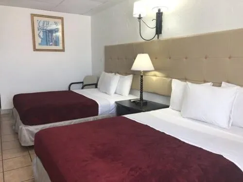 Standard Room, Two Queen Beds  - single occupancy in Coral by the Sea
