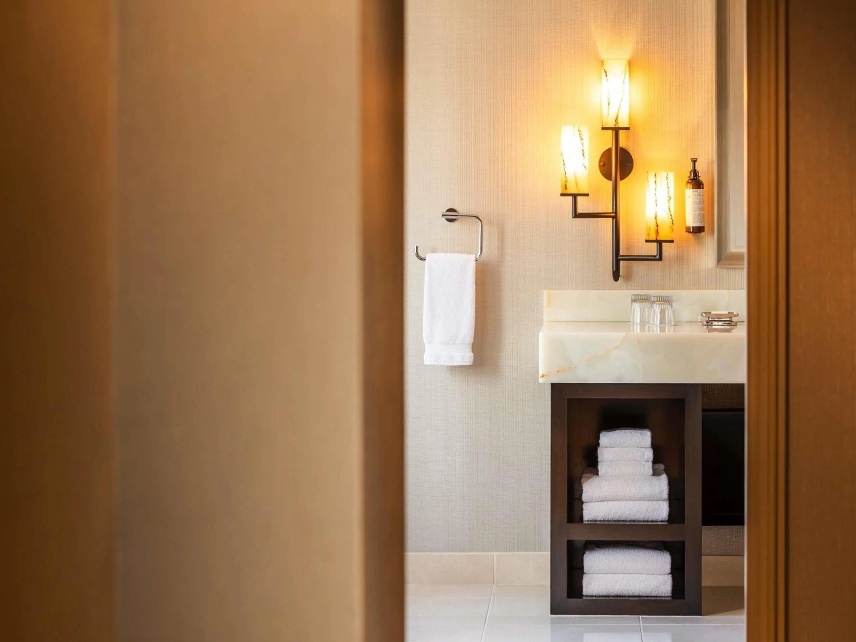 Millennium Park 2BR Suite King in Fairmont Chicago Millennium Park