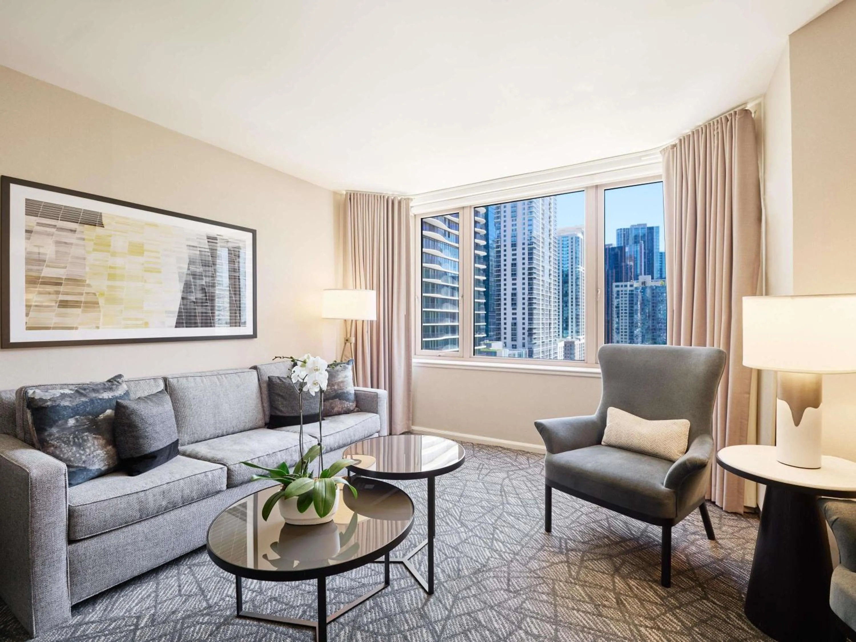One-Bedroom Parkview King Suite with Millenium Park and Lake View - Hearing accessible in Fairmont Chicago Millennium Park