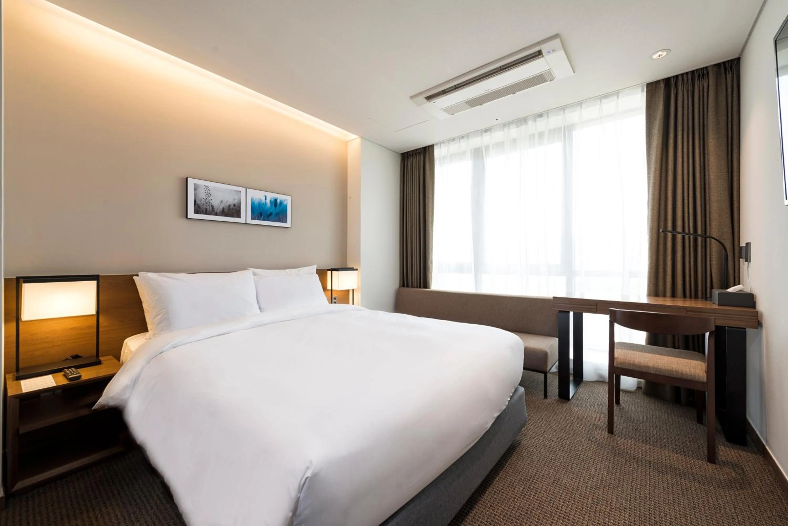 Superior Double Room in Ramada Encore by Wyndham Busan Haeundae