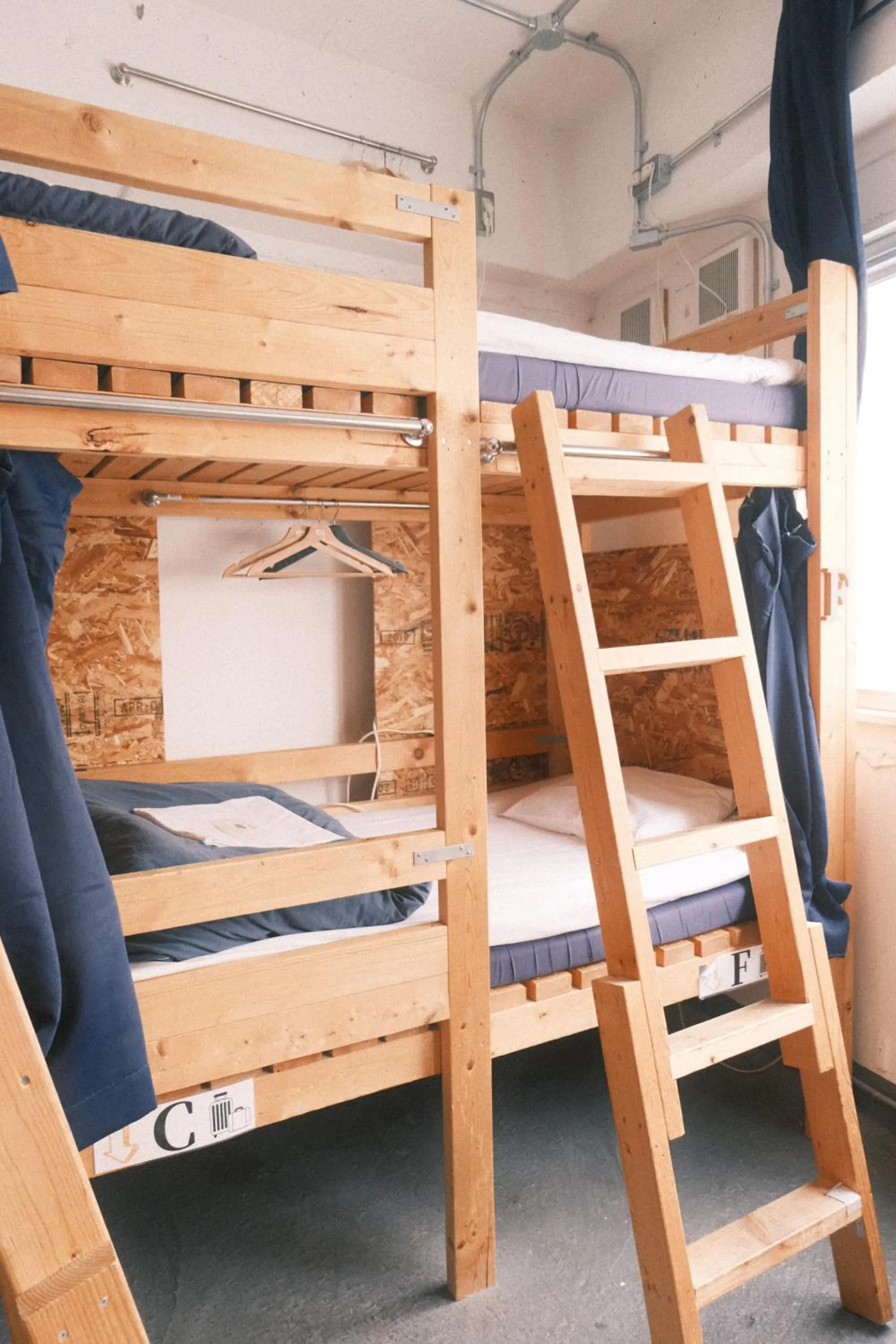 Family Room with Shared Bathroom in Little Japan