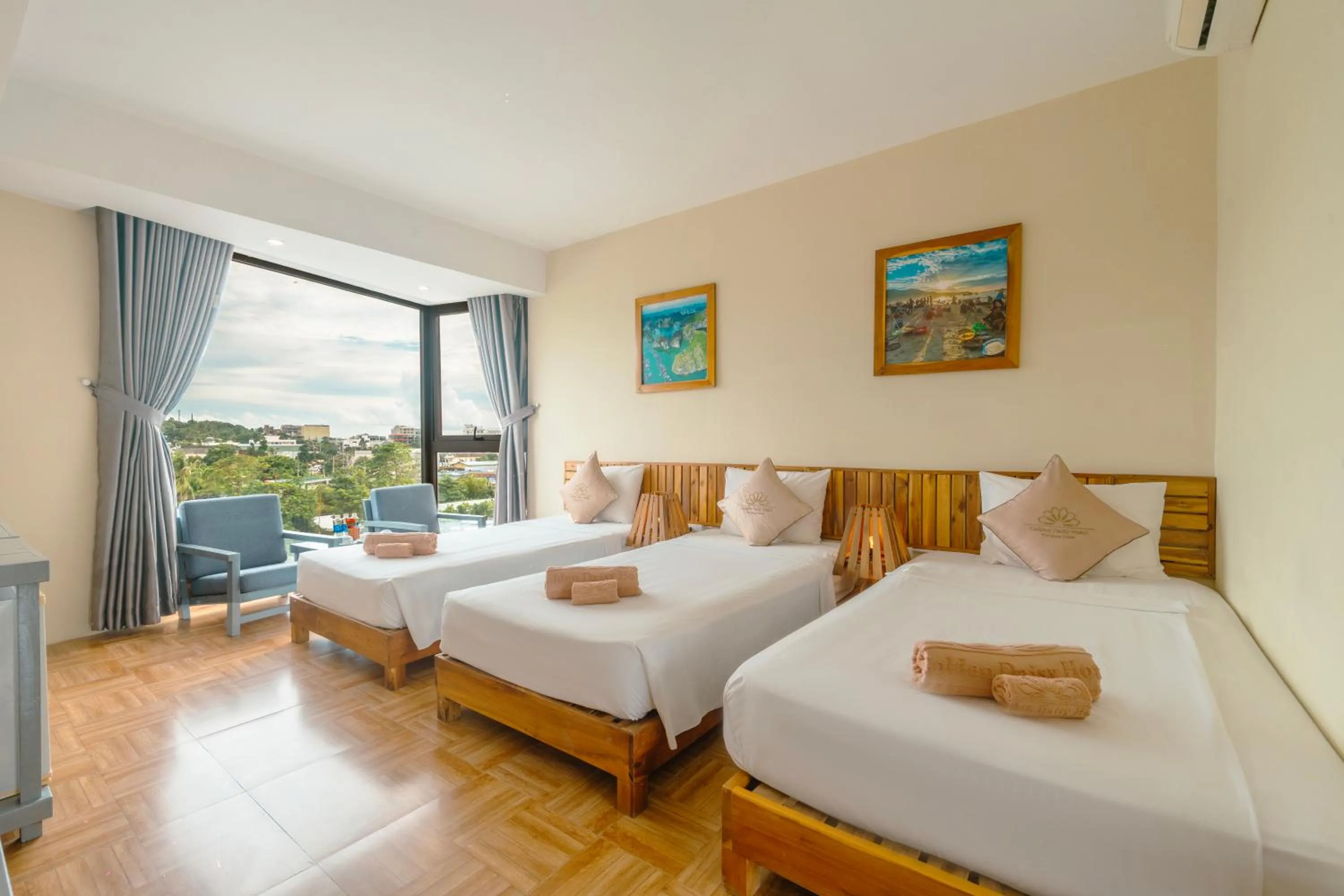 Deluxe Triple Room in Golden Daisy Hotel Phu Quoc