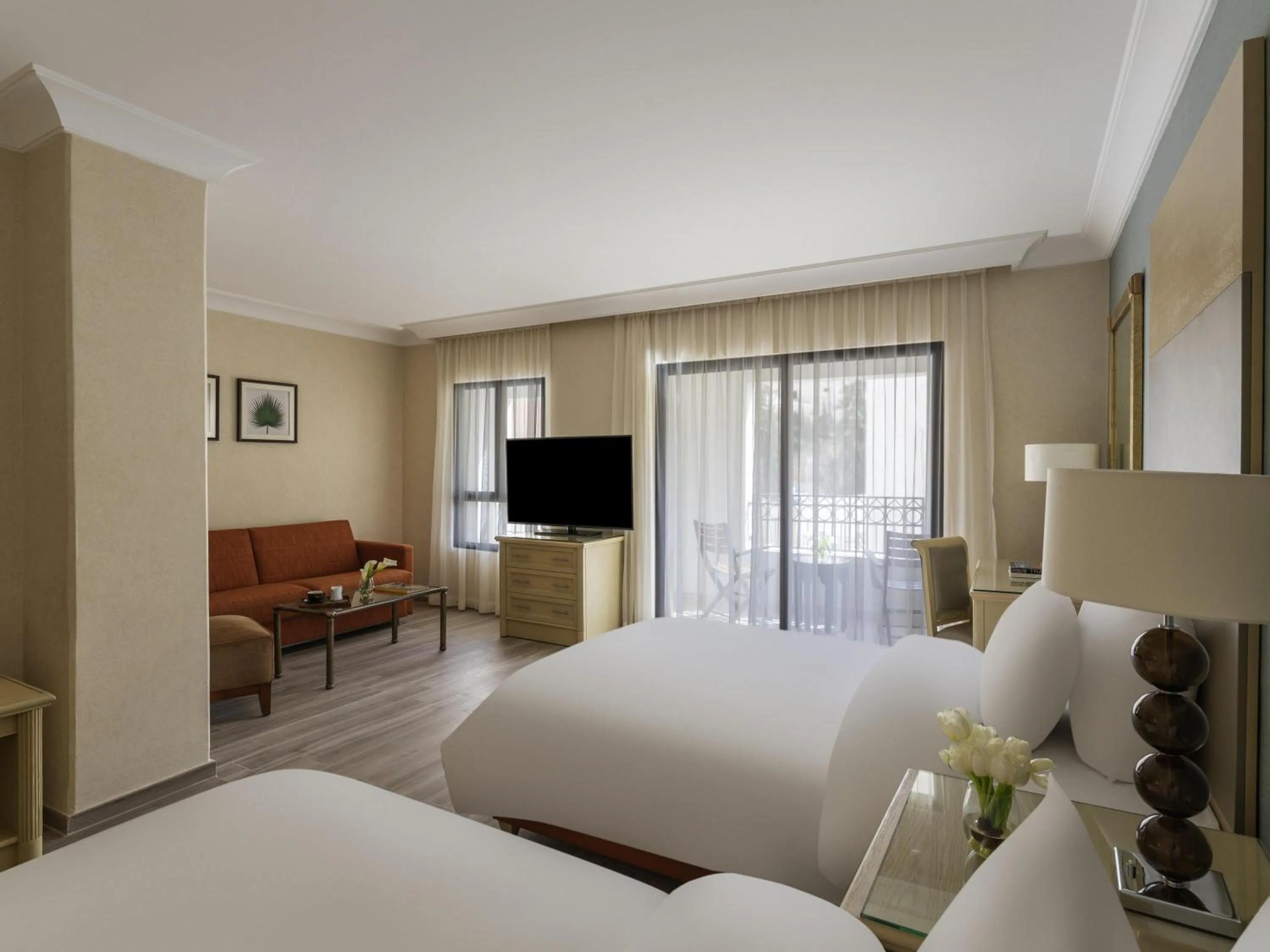 Junior Twin Suite in Mövenpick Resort Petra