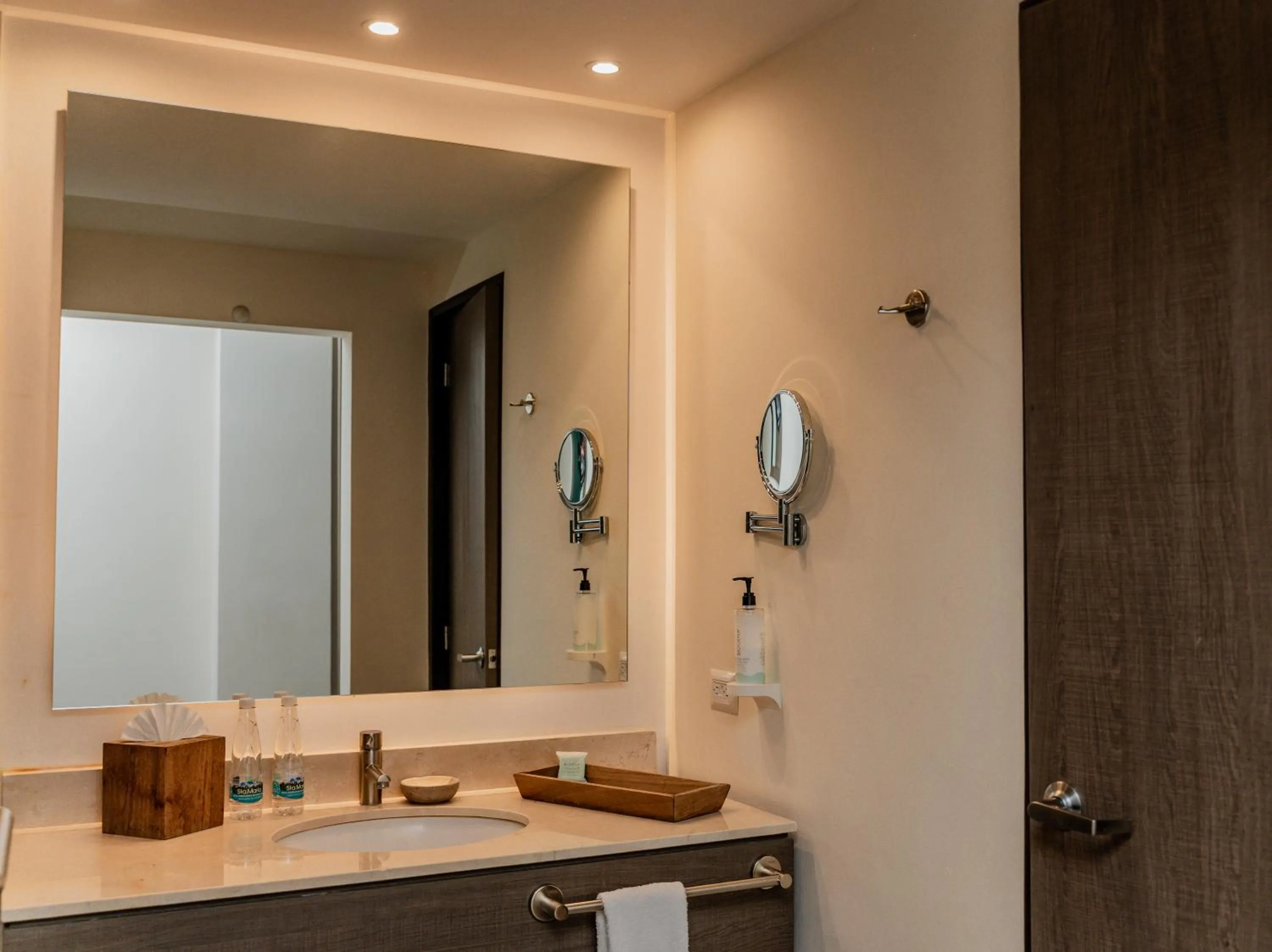 Double Room with Two Double Beds - Non-Smoking in Hampton Inn By Hilton Celaya