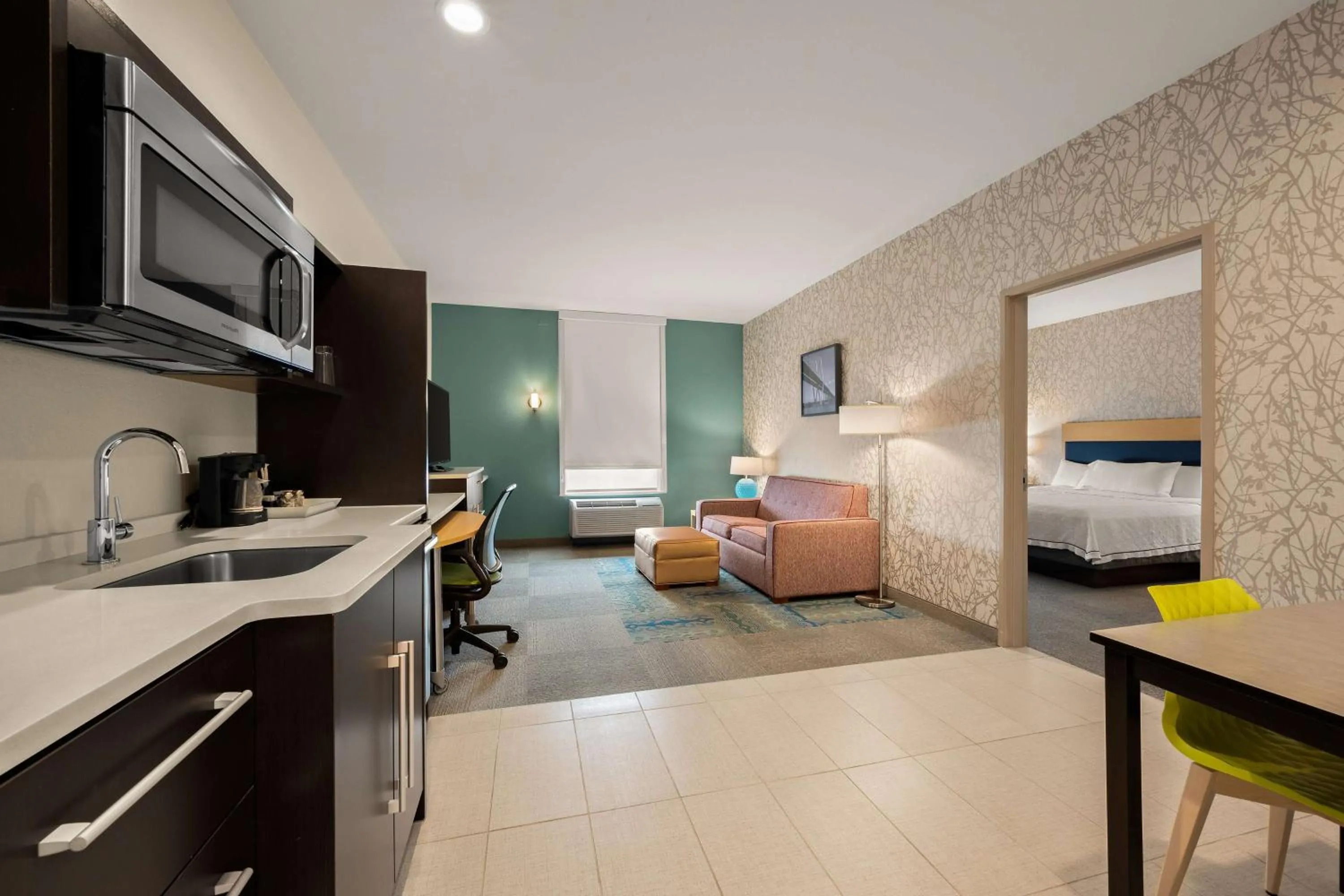 King Studio Suite - Hearing Access/Non-Smoking in Home2 Suites By Hilton Baytown