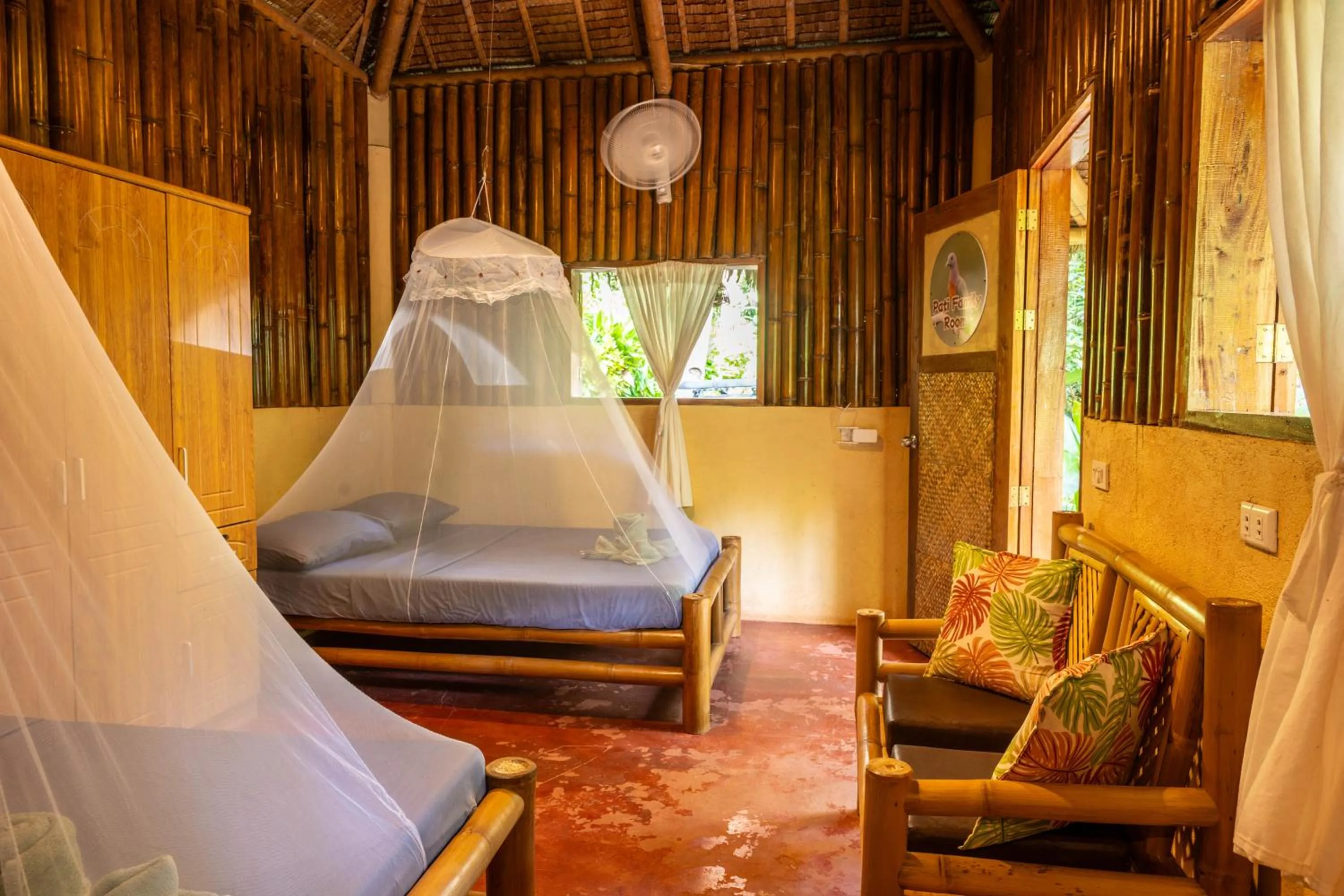Family Room with Shared Bathroom in Water to Forest Ecolodge