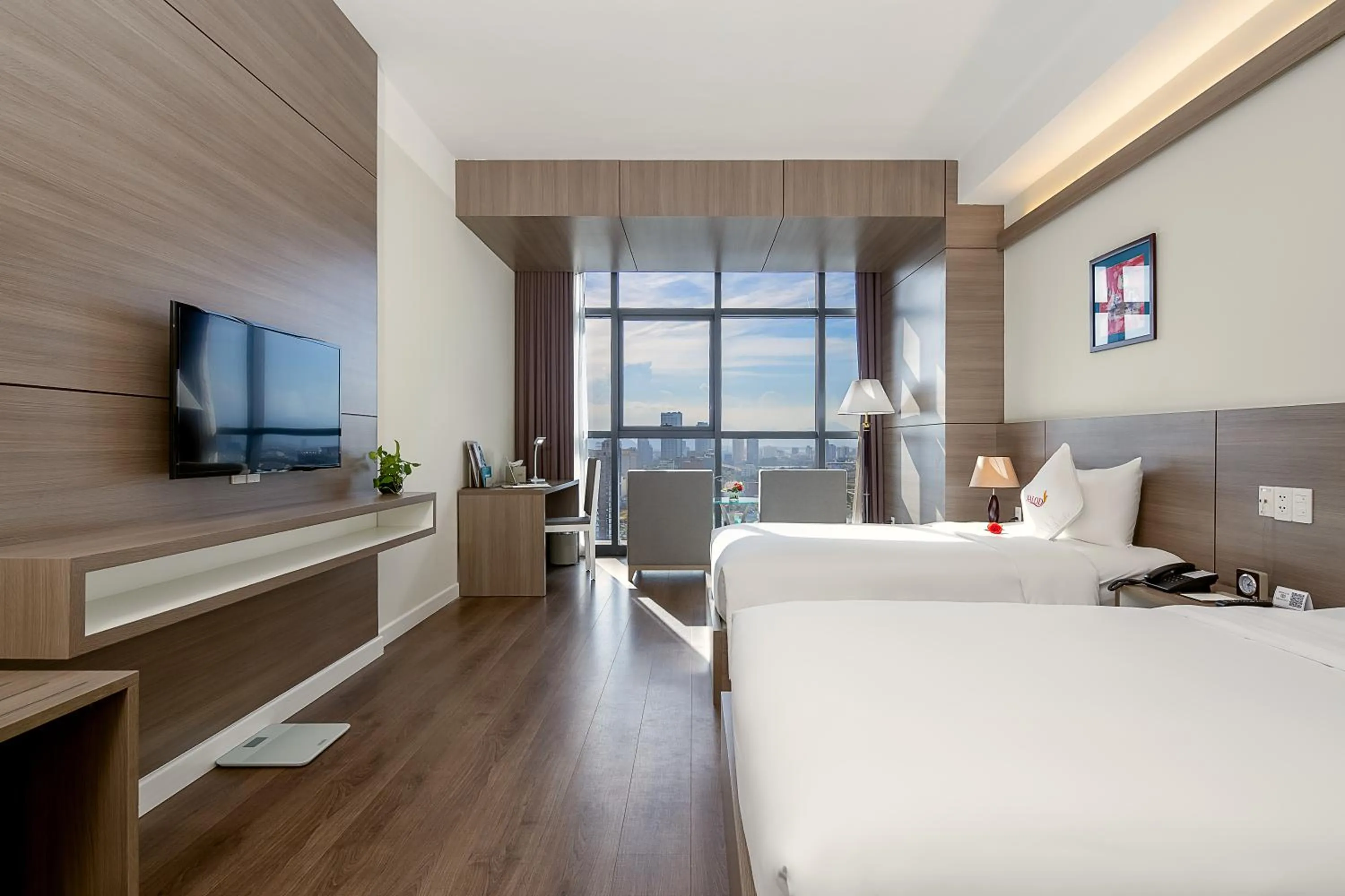 Premier City View Twin in The Nalod Da Nang