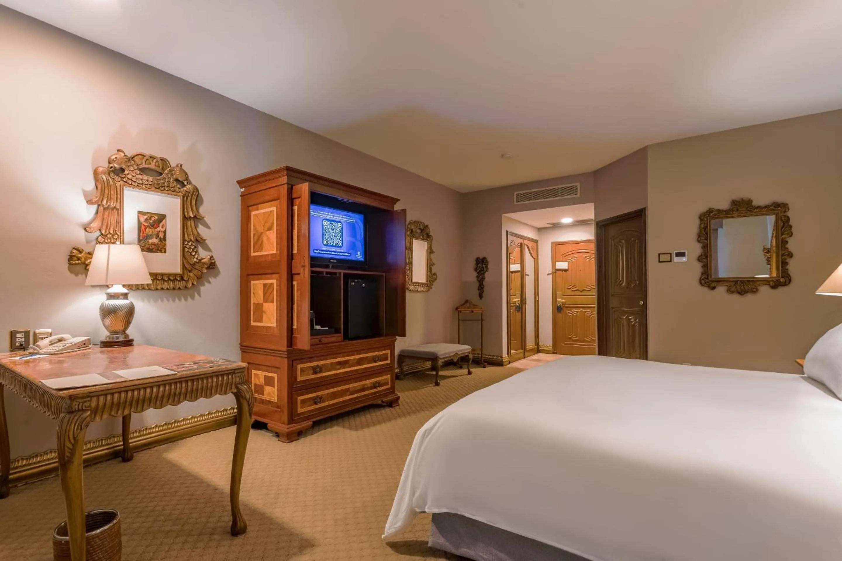 Master Suite King  in Quinta Real Saltillo