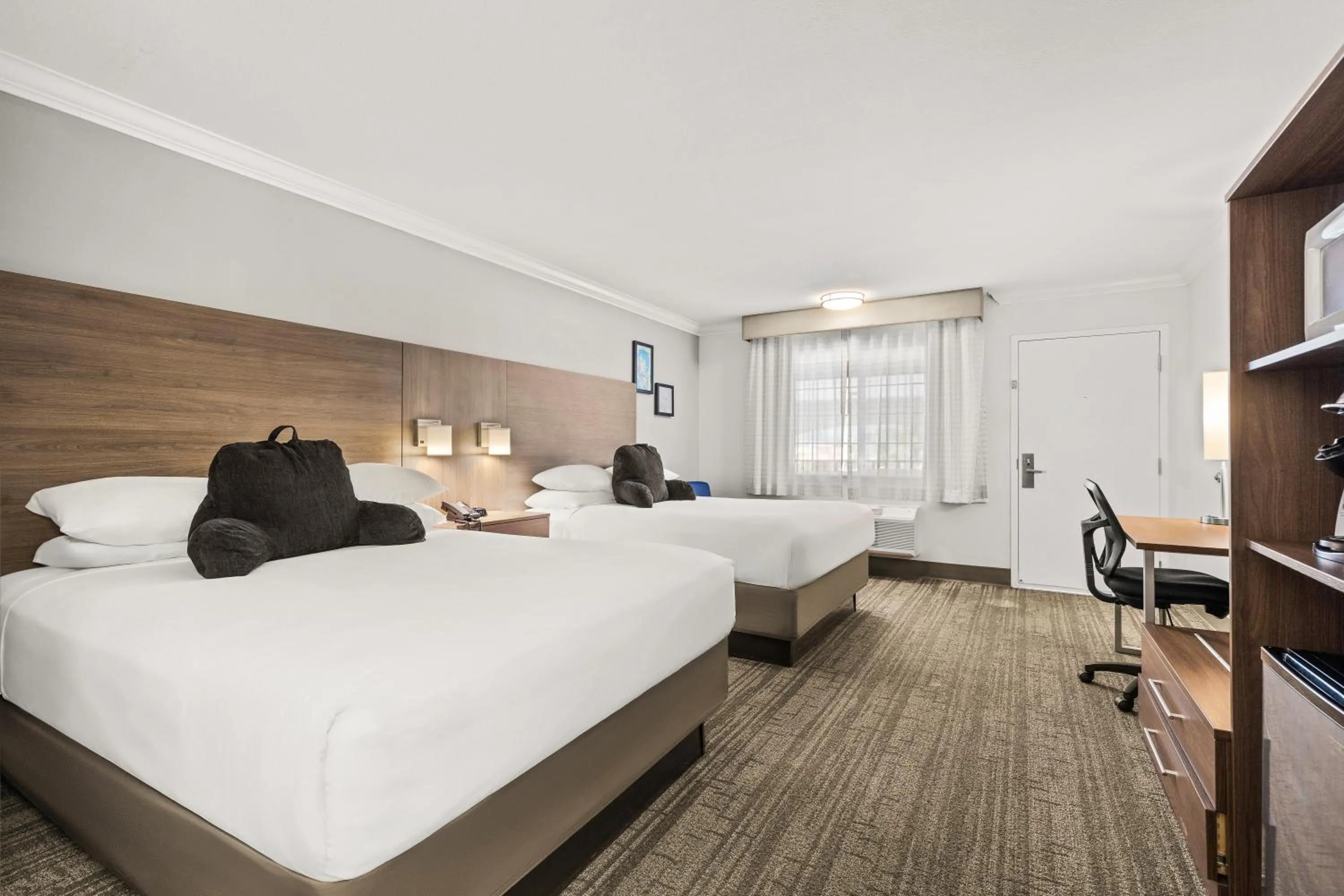 Queen Room with Two Queen Beds - Non-Smoking in Signature Temecula