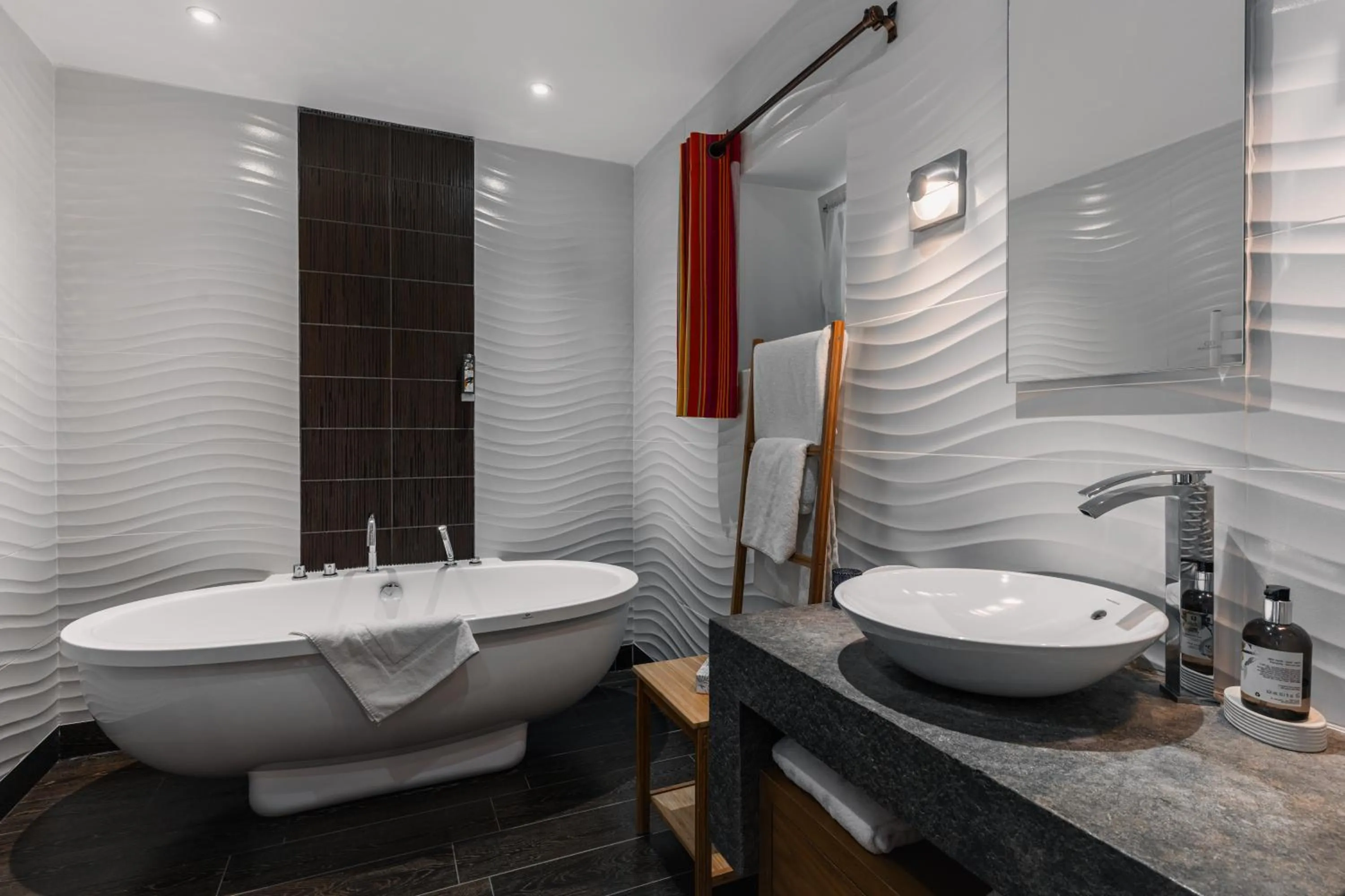 Family Room with Garden View in Hôtel Kastell Dinec'h