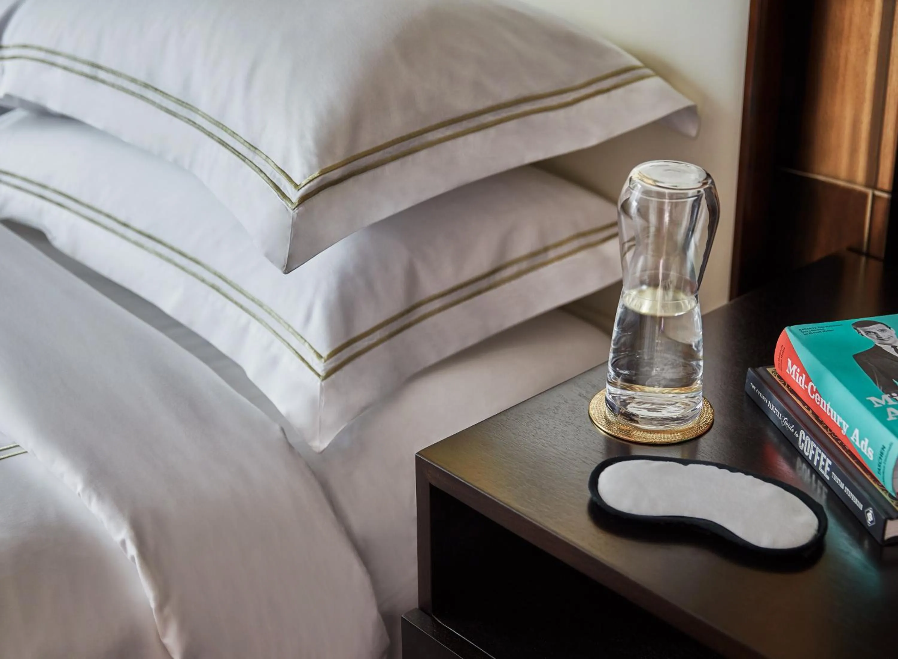 Suite with Disability Access in Viceroy Chicago