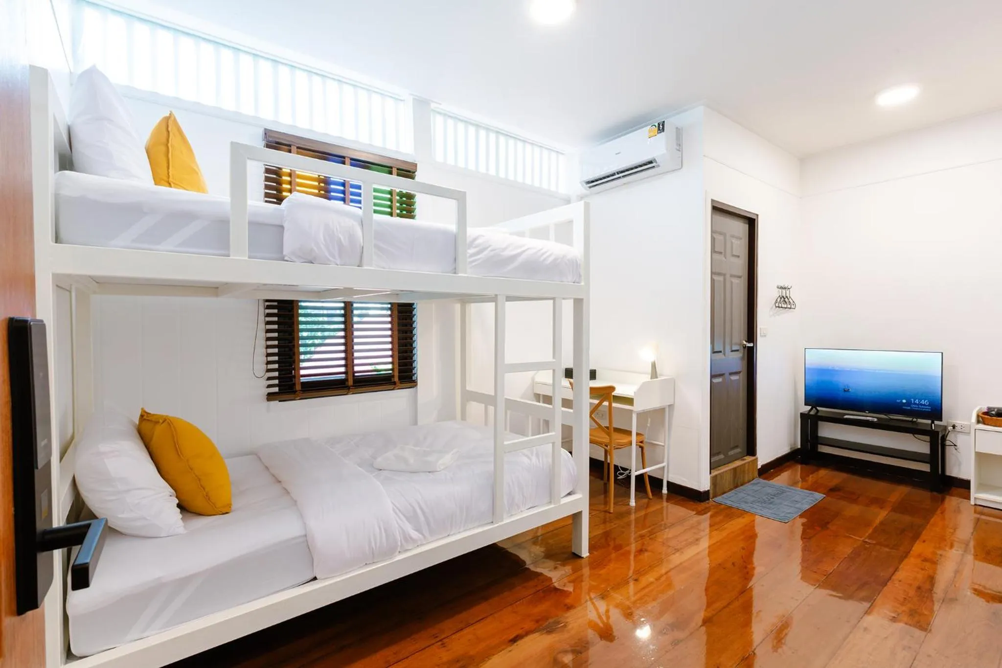 Standard Twin Room in Diff Hostel