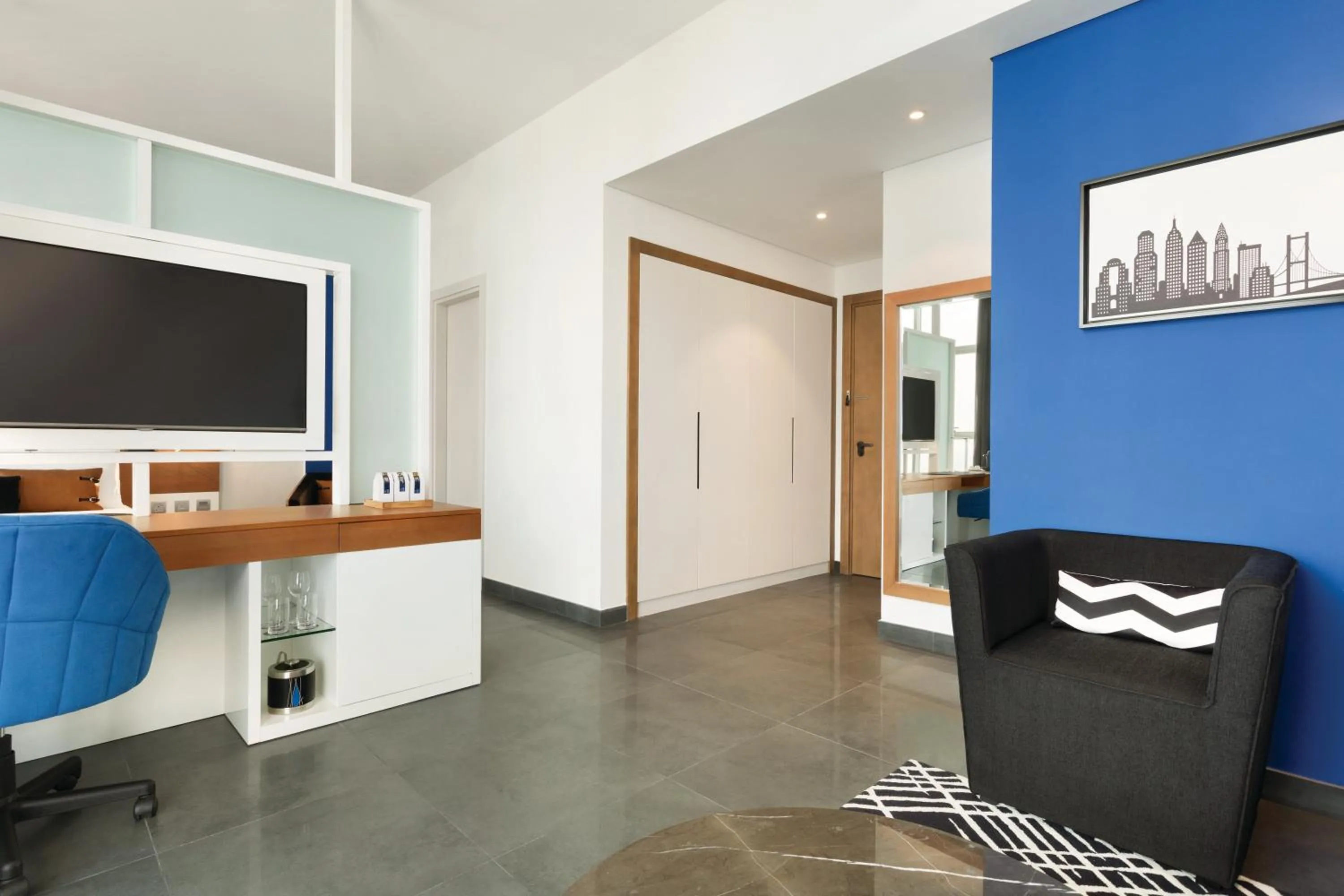 VYP Premium Suite with VYP Lounge Access and Beach Transfer in TRYP by Wyndham Dubai